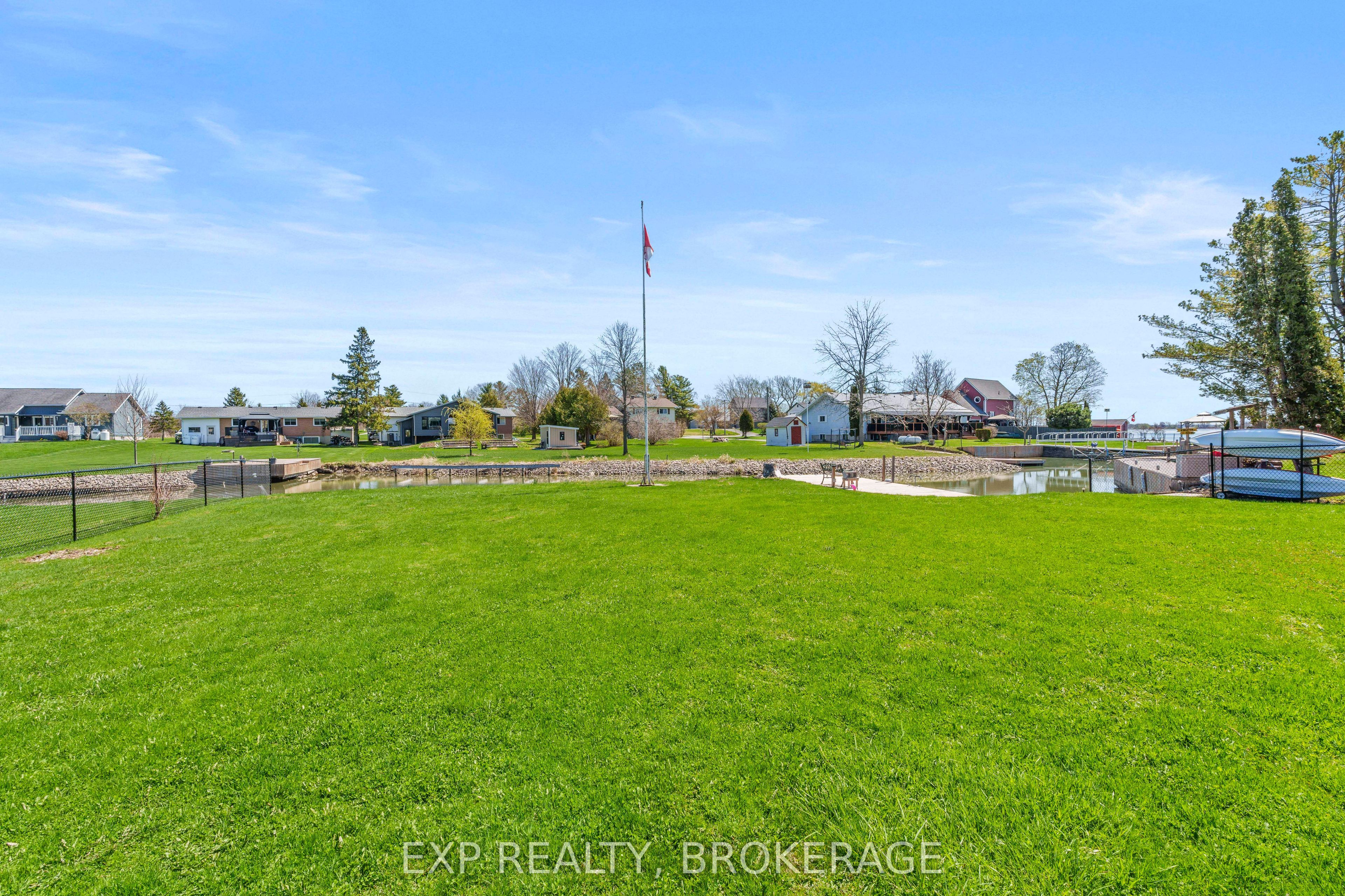72 Willowbank Road W Property Photo 38