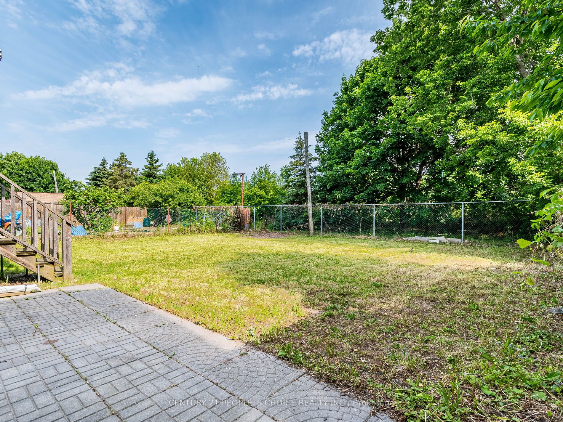 5001 Kitchener Street Property Photo 18