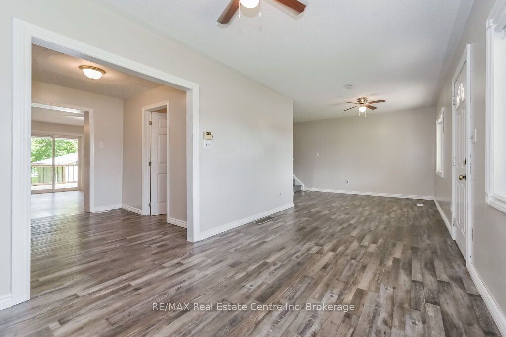 353 Wellington Street E Property Photo 9