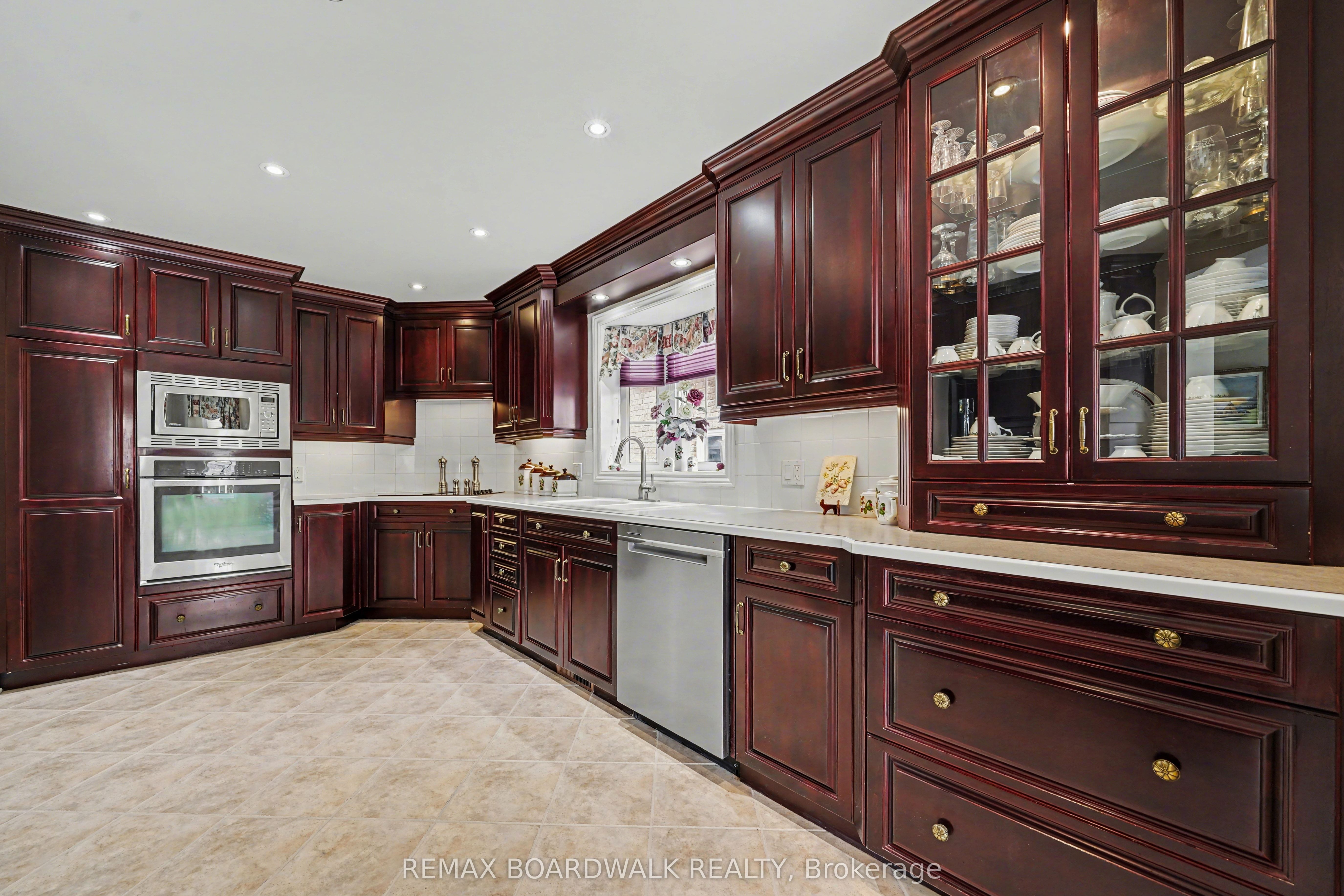 819 Laval Street Property Photo 15
