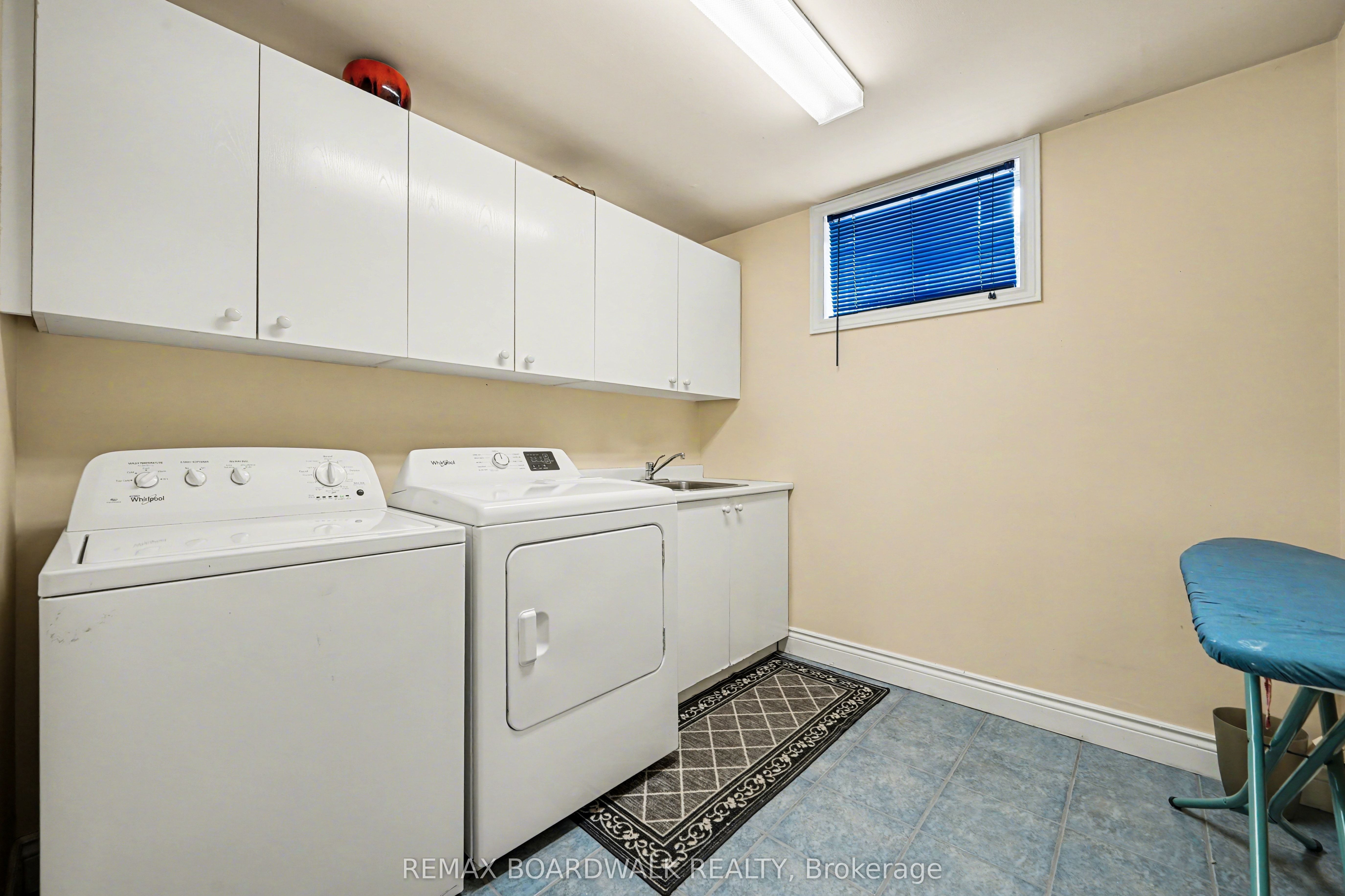 819 Laval Street Property Photo 34
