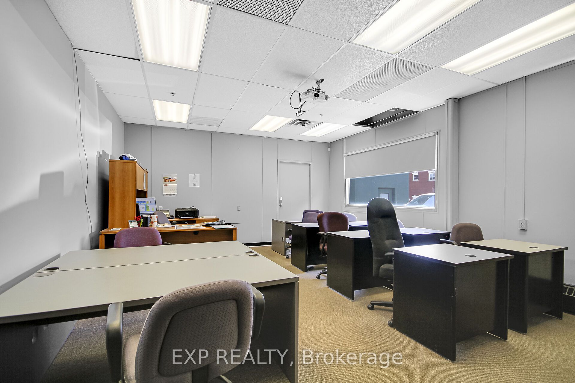 12 Maple Avenue Property Photo 23