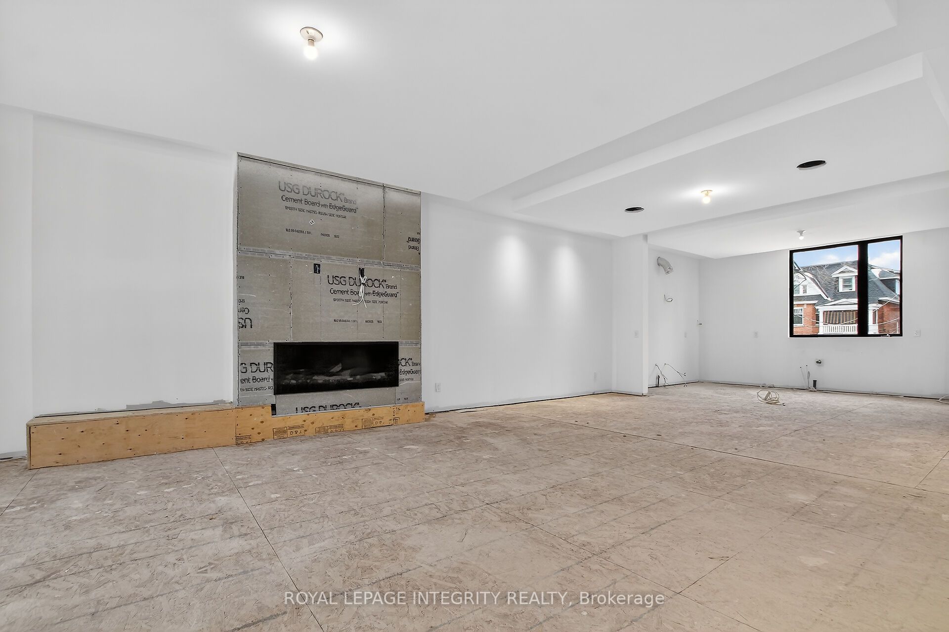 112 Queen Elizabeth Drive Property Photo 16