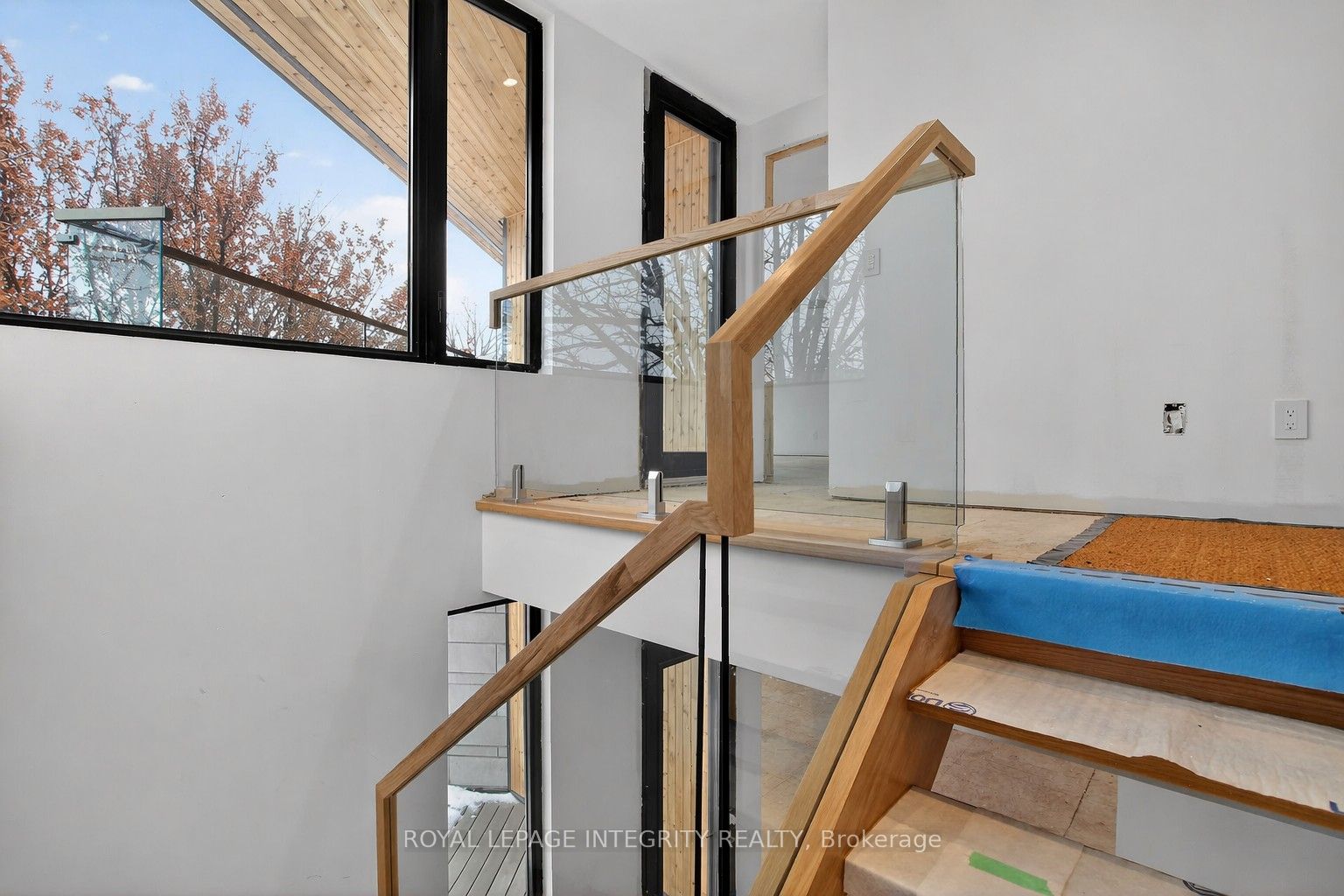112 Queen Elizabeth Drive Property Photo 24
