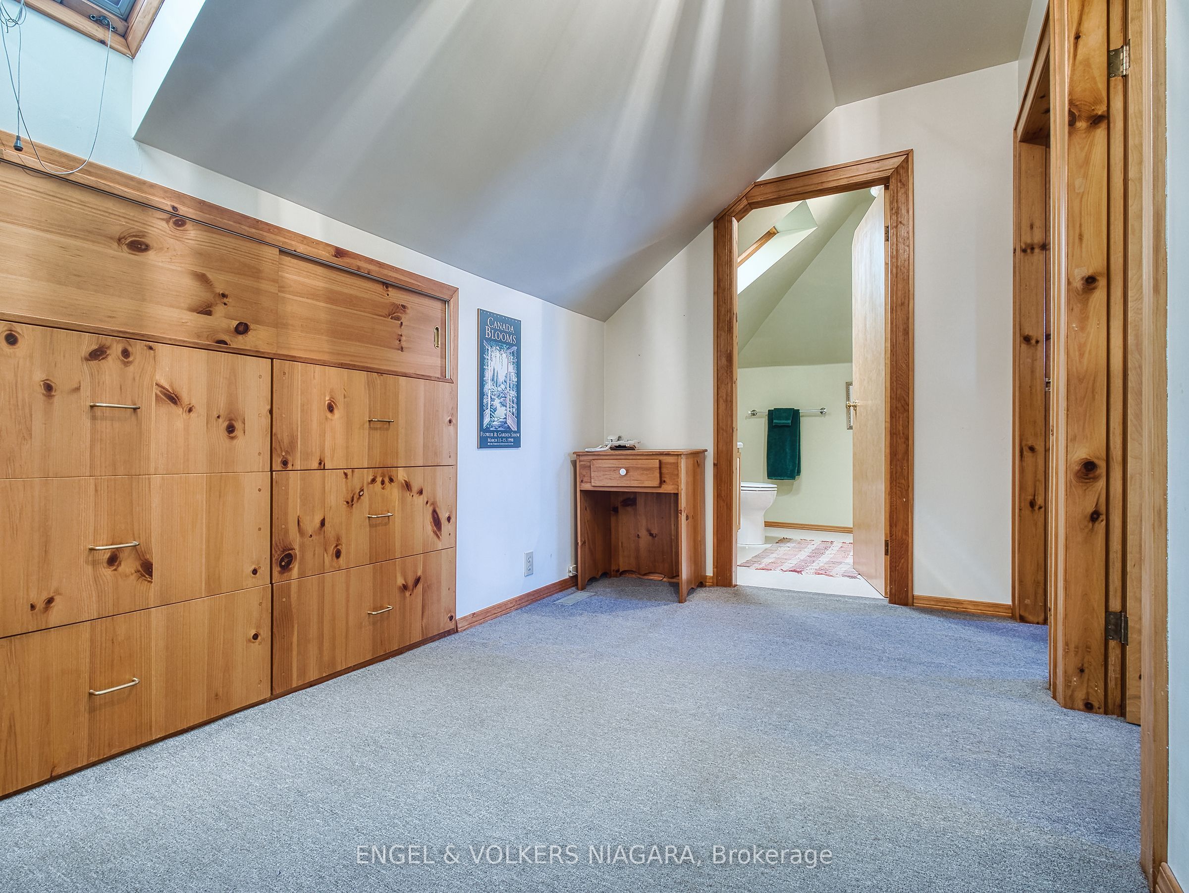 1577 Line 6 Road Property Photo 11