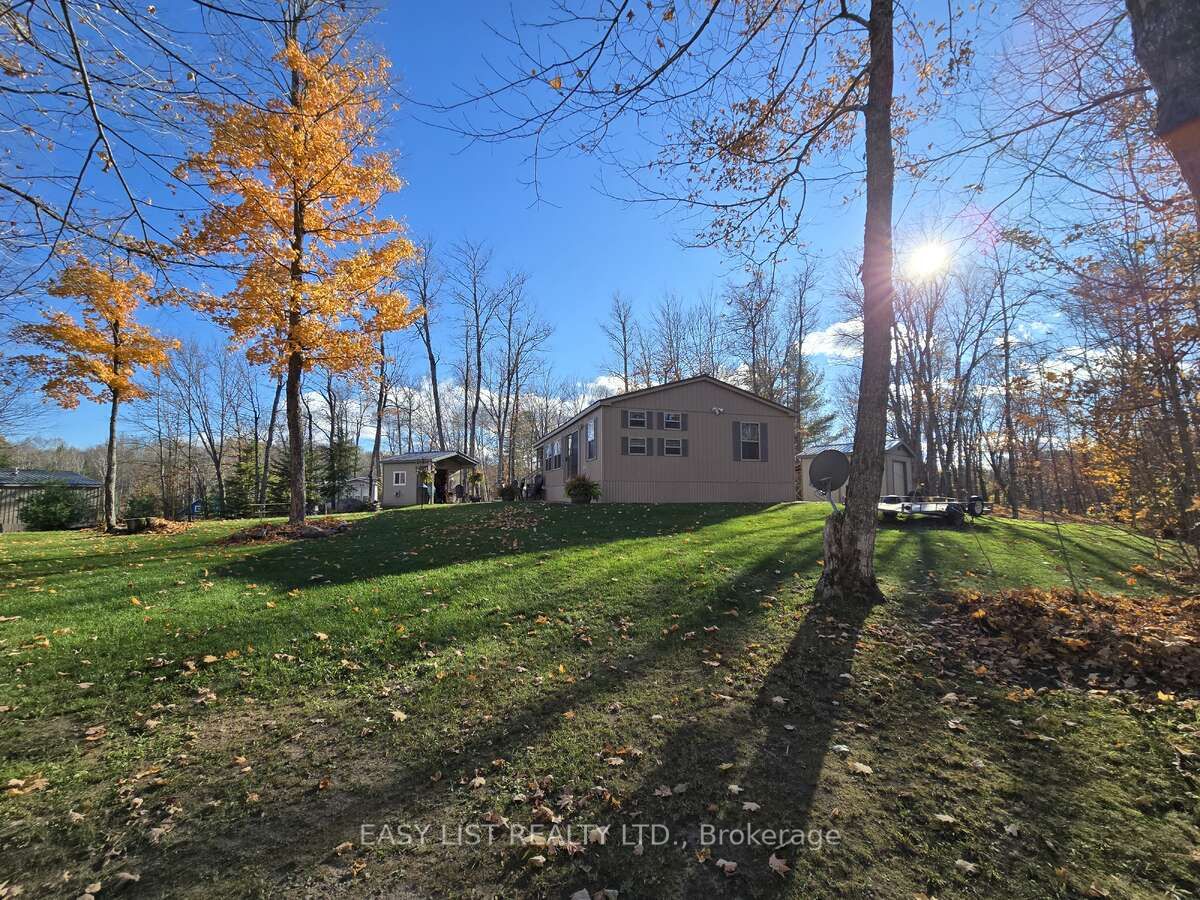 180 Lost Forest Lane Property Photo 10