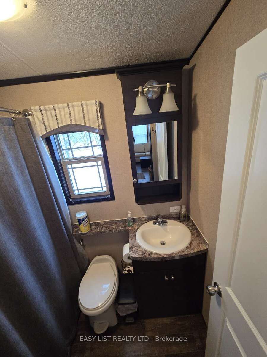 180 Lost Forest Lane Property Photo 22