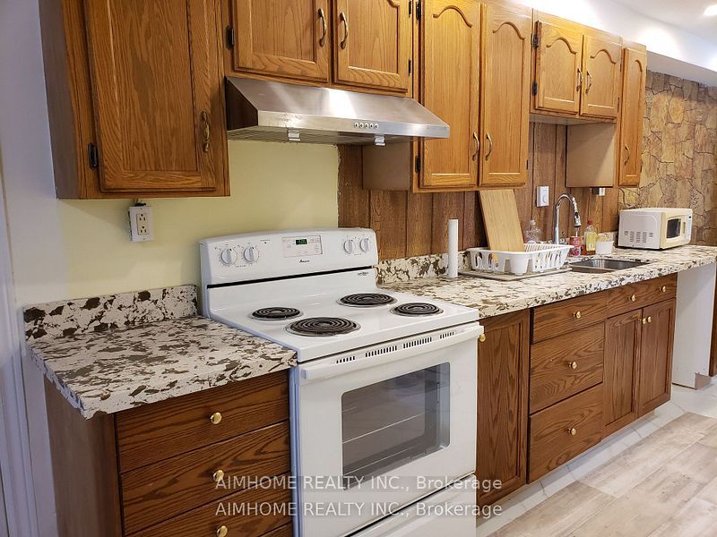 776211 Highway 10 E Unit 2 Property Photo 9