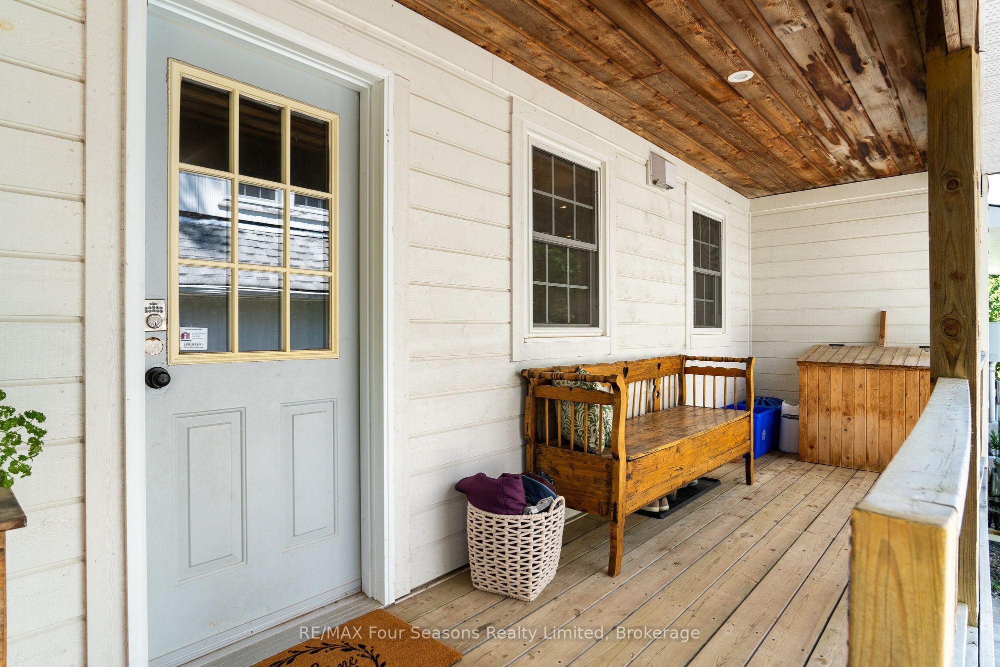 141 Aspen Way Property Photo 11