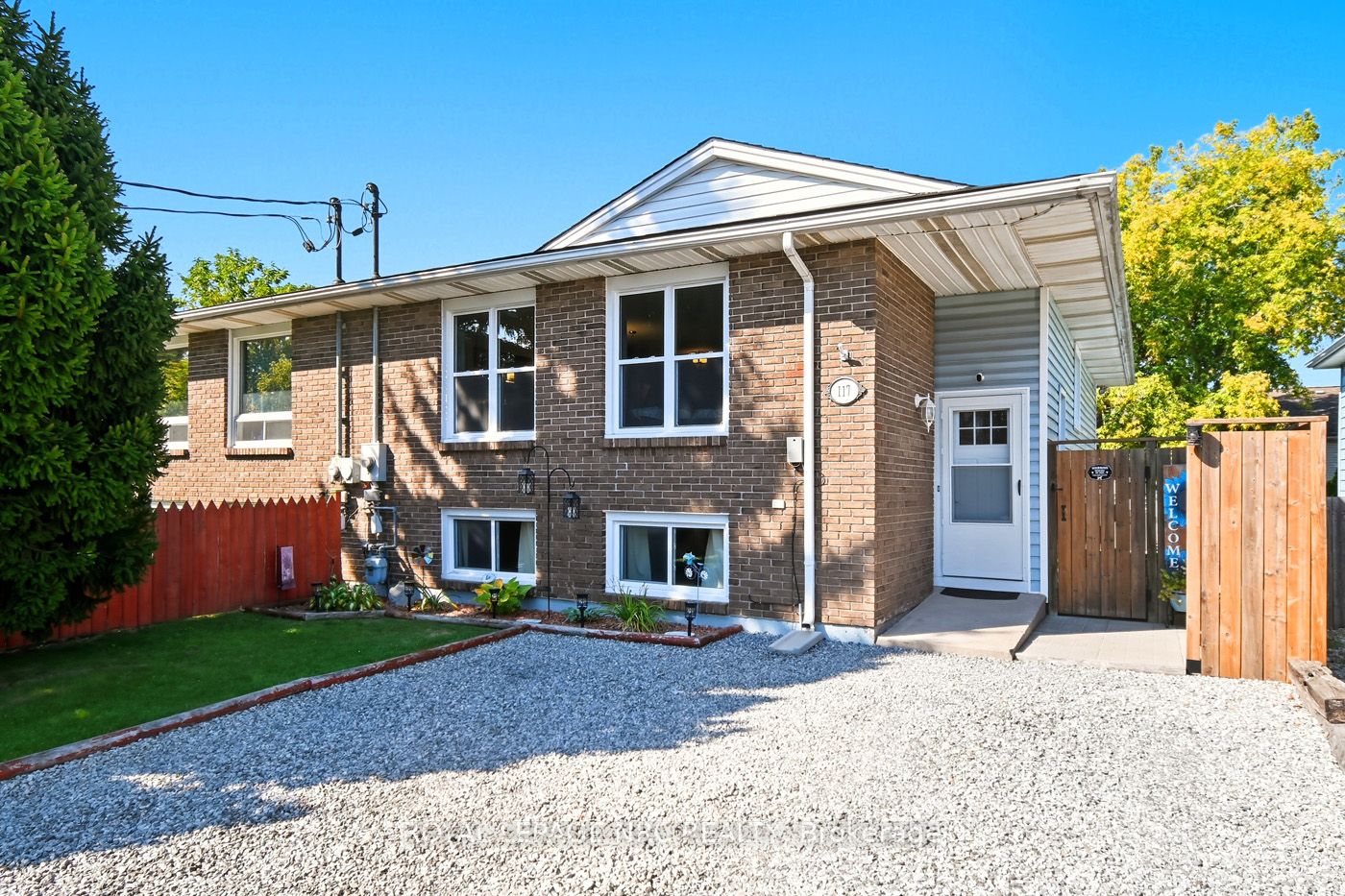 117 BARTLETT Street