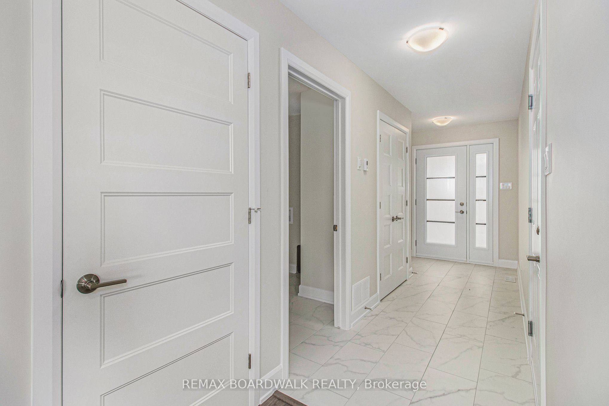 1145 Montblanc Crescent Property Photo 2