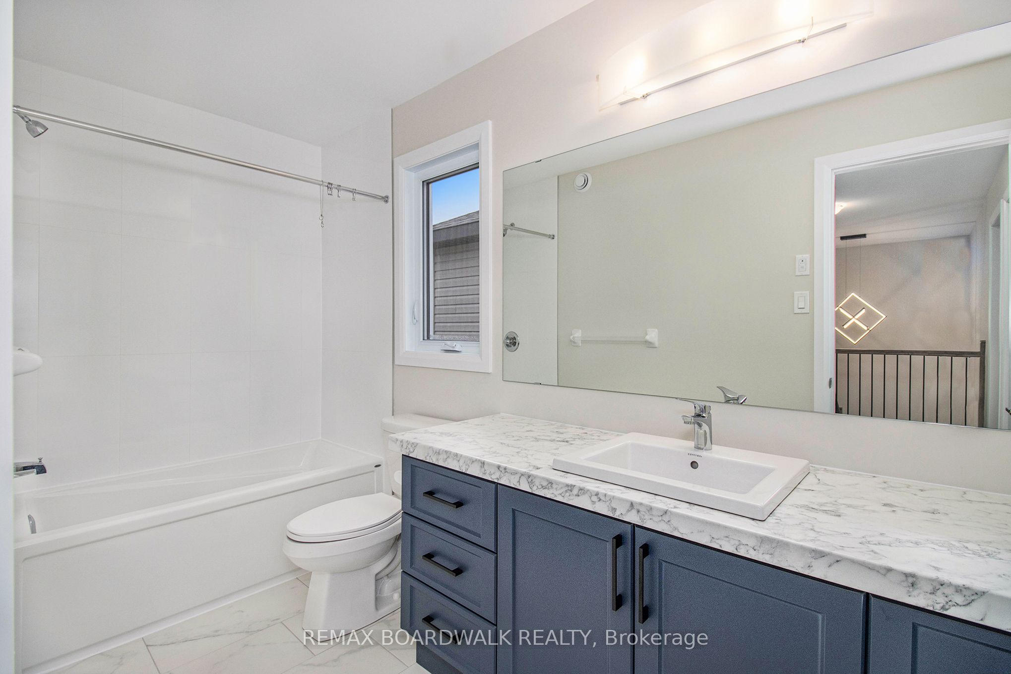 1145 Montblanc Crescent Property Photo 9