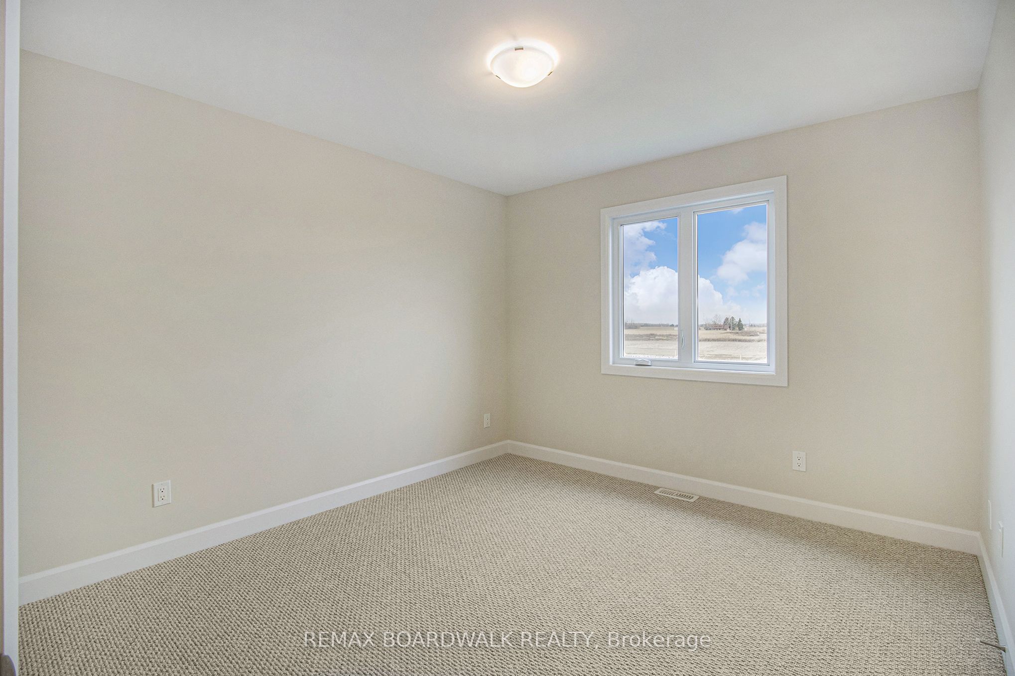 1145 Montblanc Crescent Property Photo 10