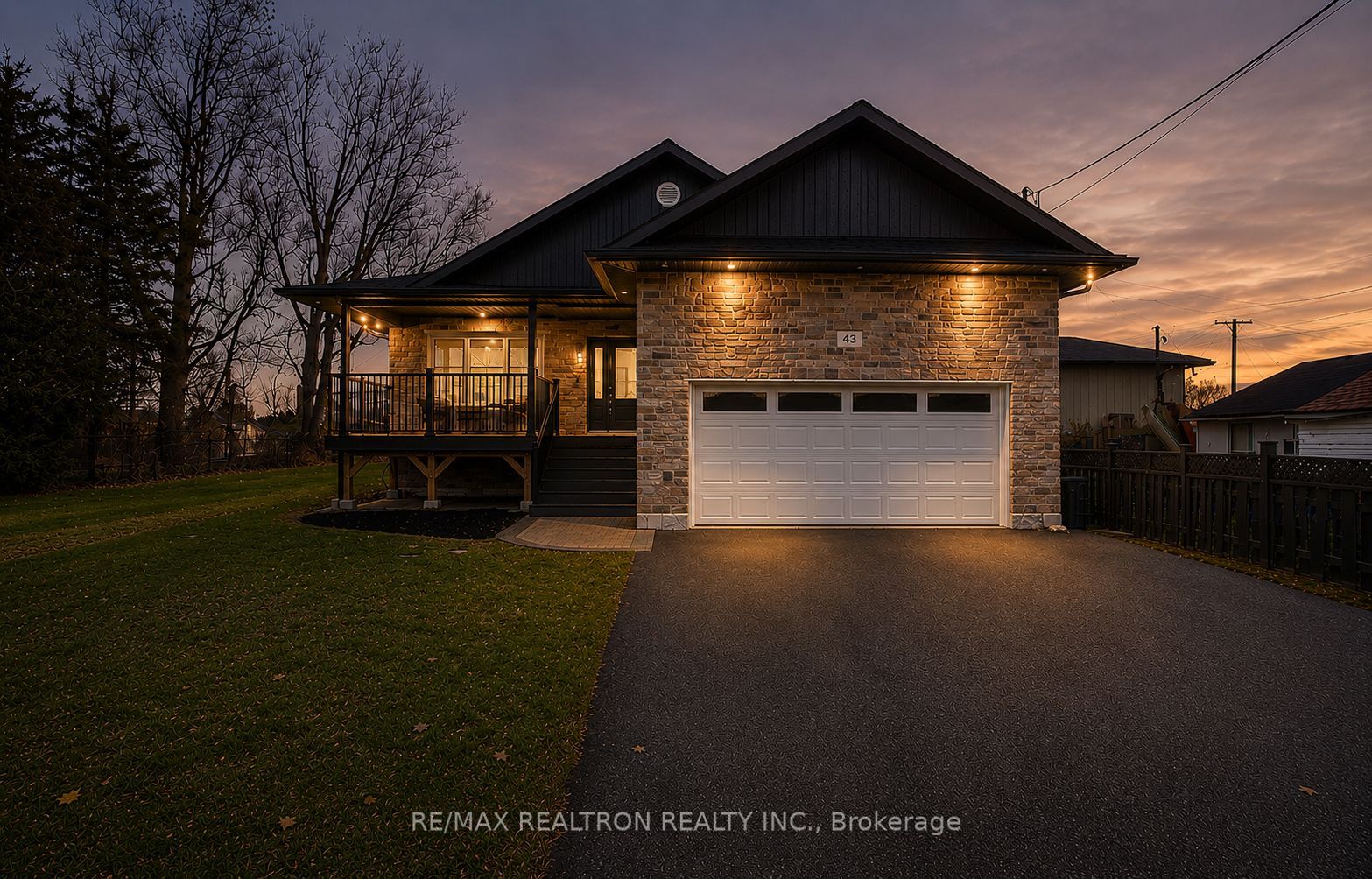 43 King Street Property Photo 1