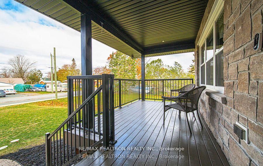 43 King Street Property Photo 3