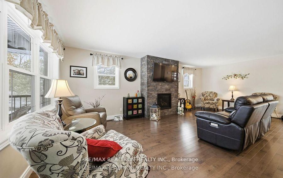 43 King Street Property Photo 6