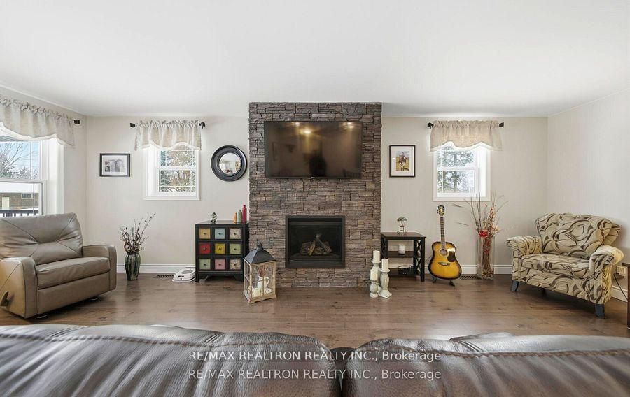 43 King Street Property Photo 8