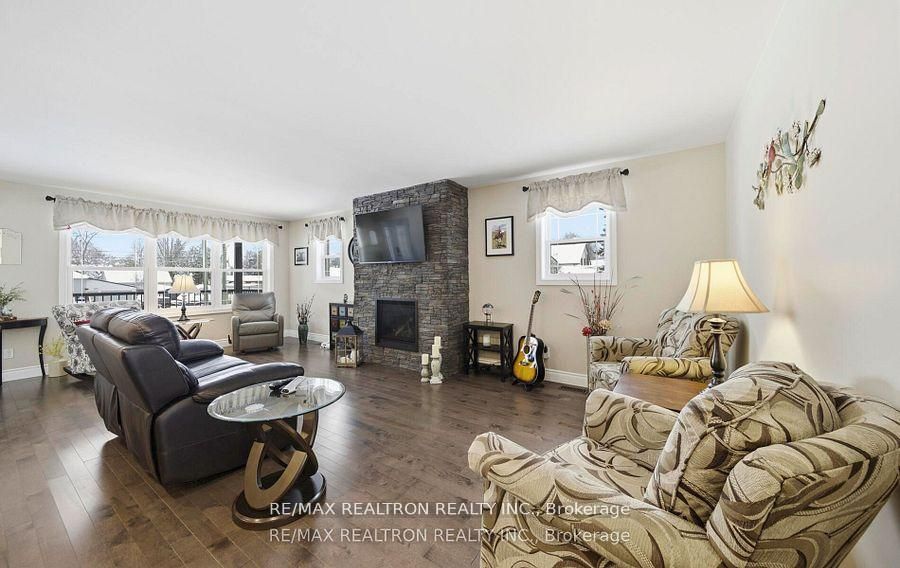 43 King Street Property Photo 9