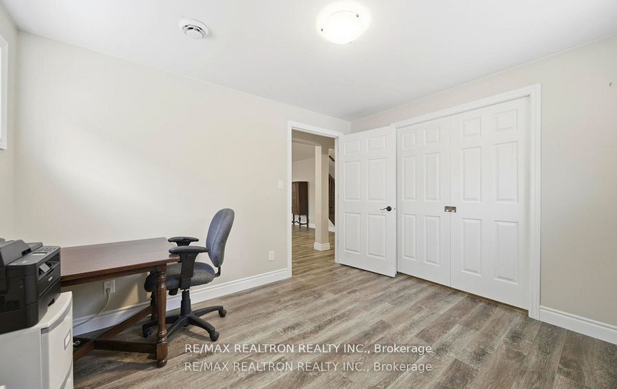 43 King Street Property Photo 38