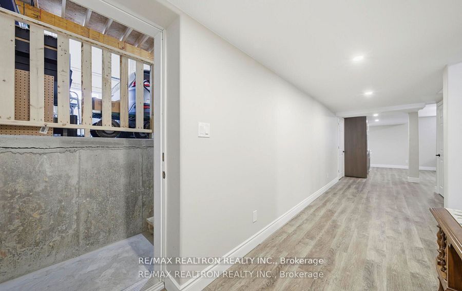 43 King Street Property Photo 42