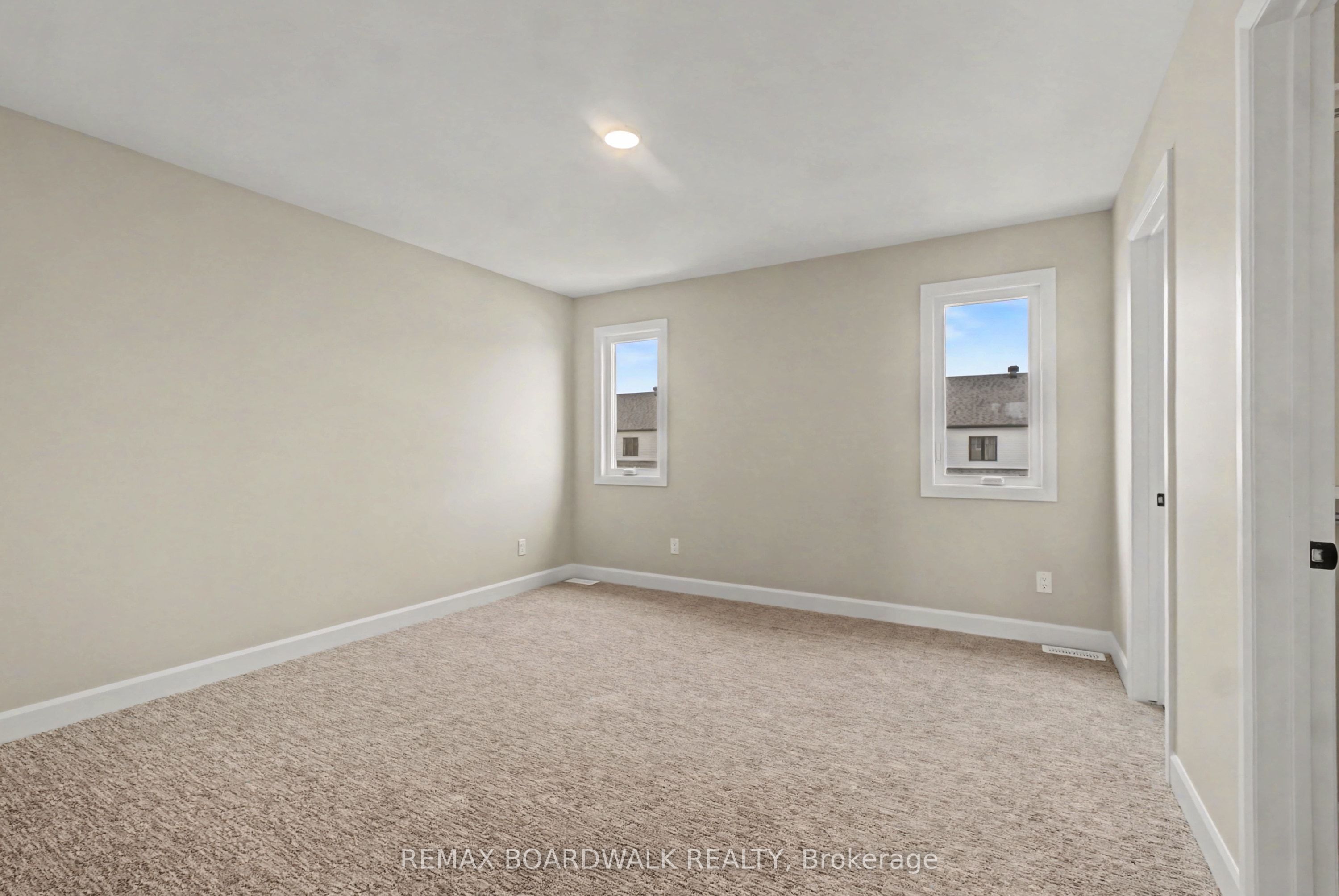 404 Falcon Lane Property Photo 12