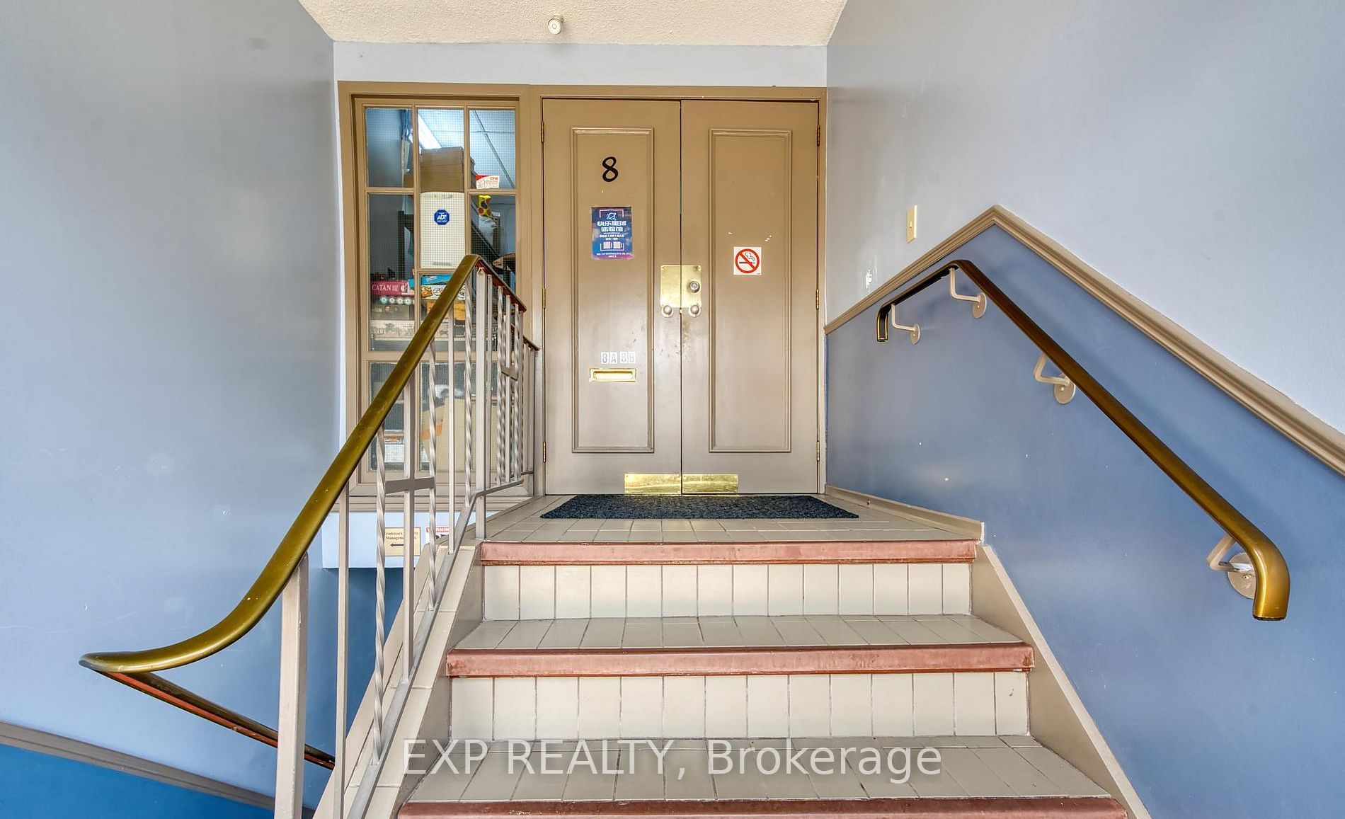 89 Wharncliffe Road N Upper Property Photo 4