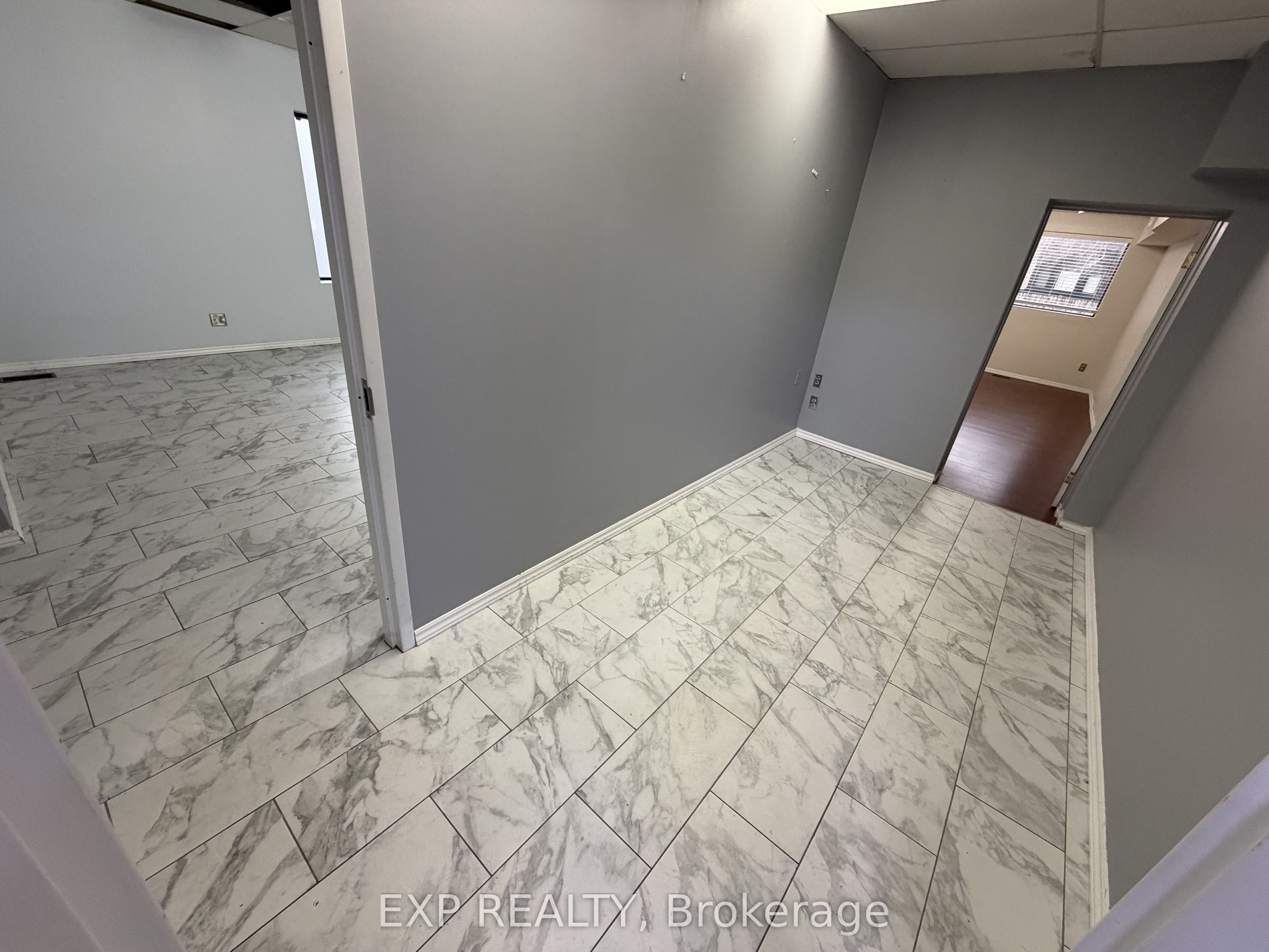 89 Wharncliffe Road N Upper Property Photo 8