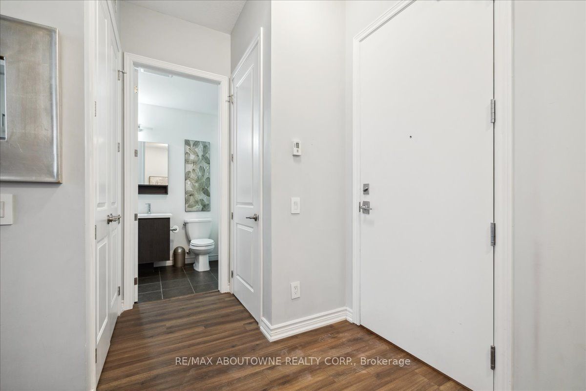 40 Esplanade Lane 102 Property Photo 25