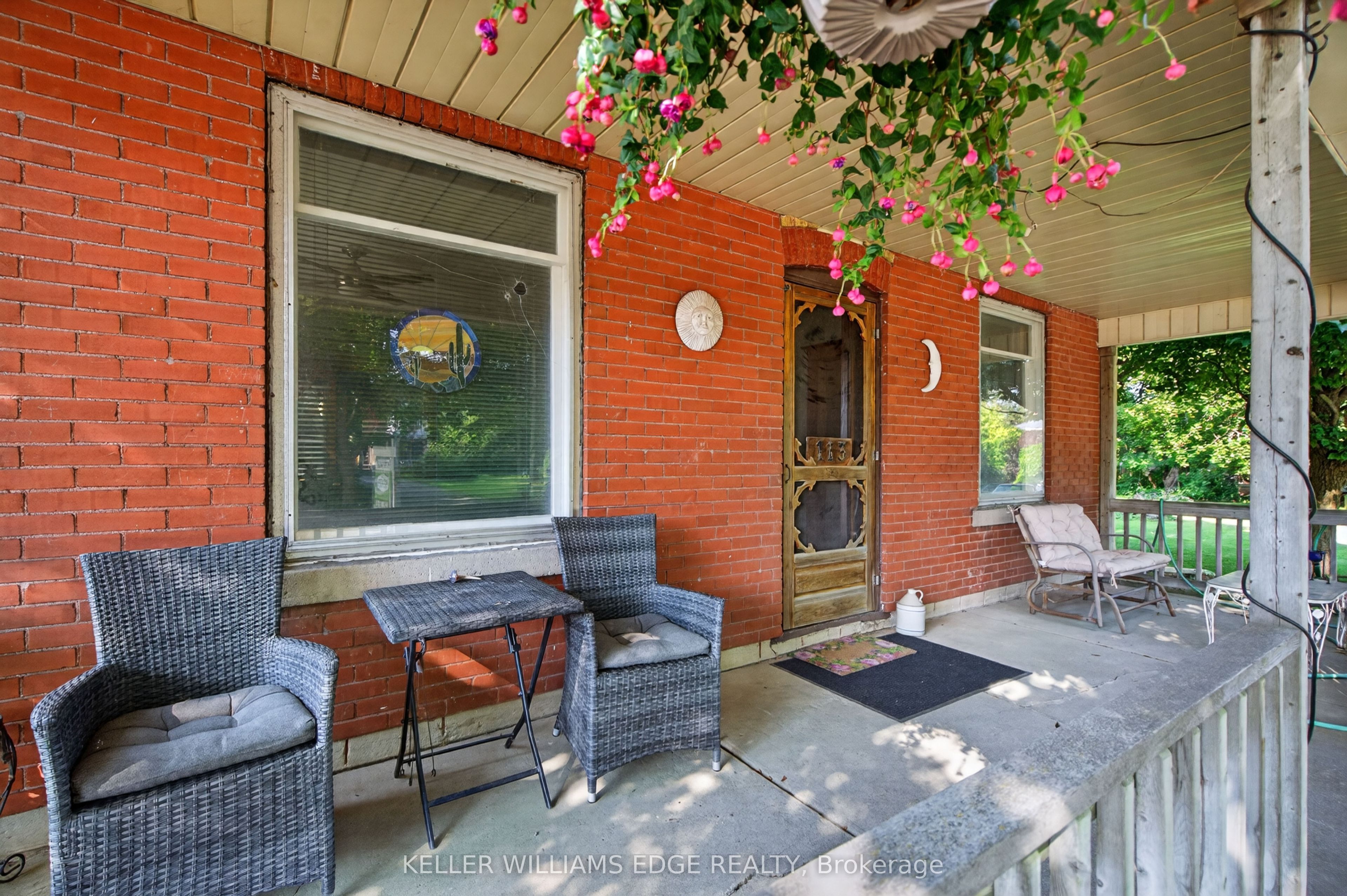 113 Freelton Road Property Photo 6