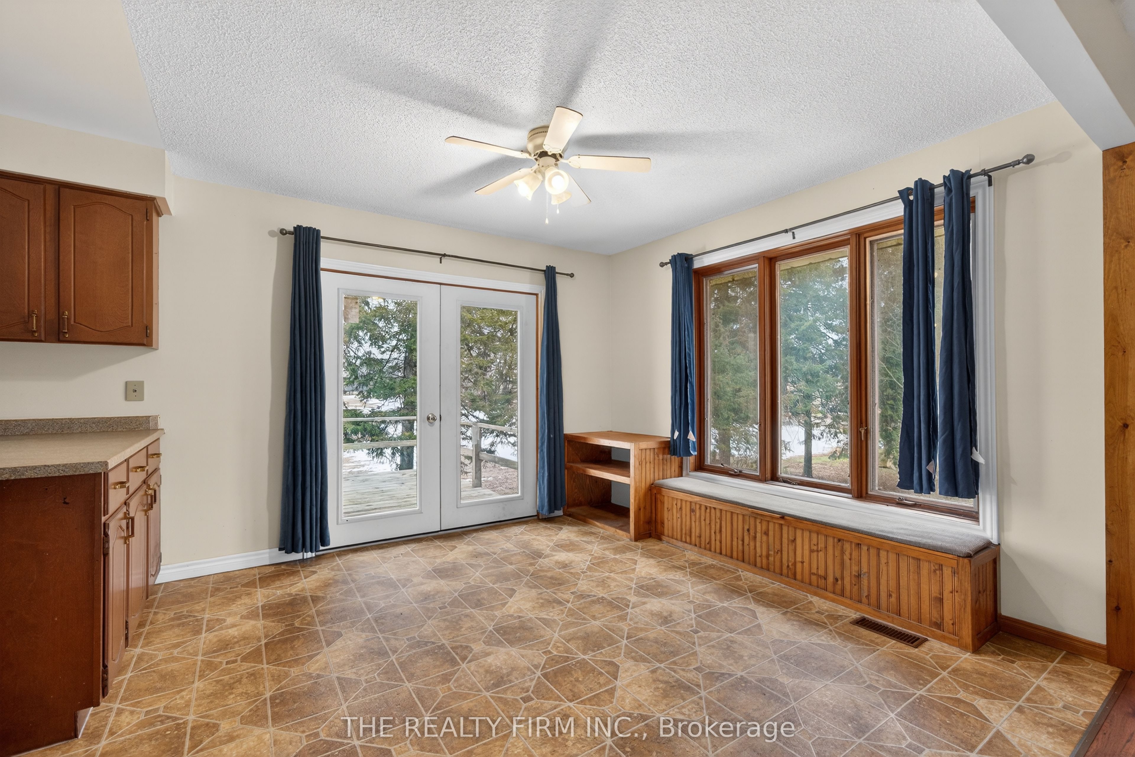 7934 Olde Drive Property Photo 8