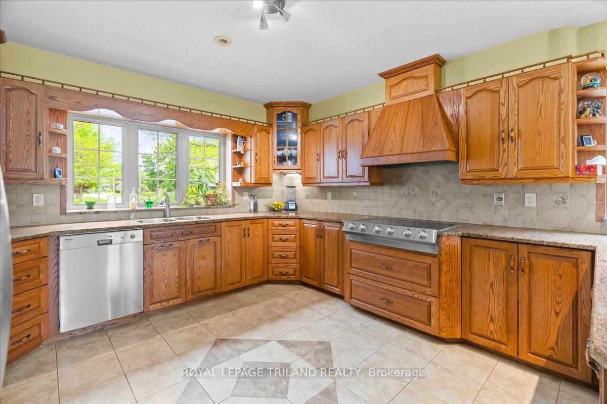 3115 Napperton Drive Property Photo 18