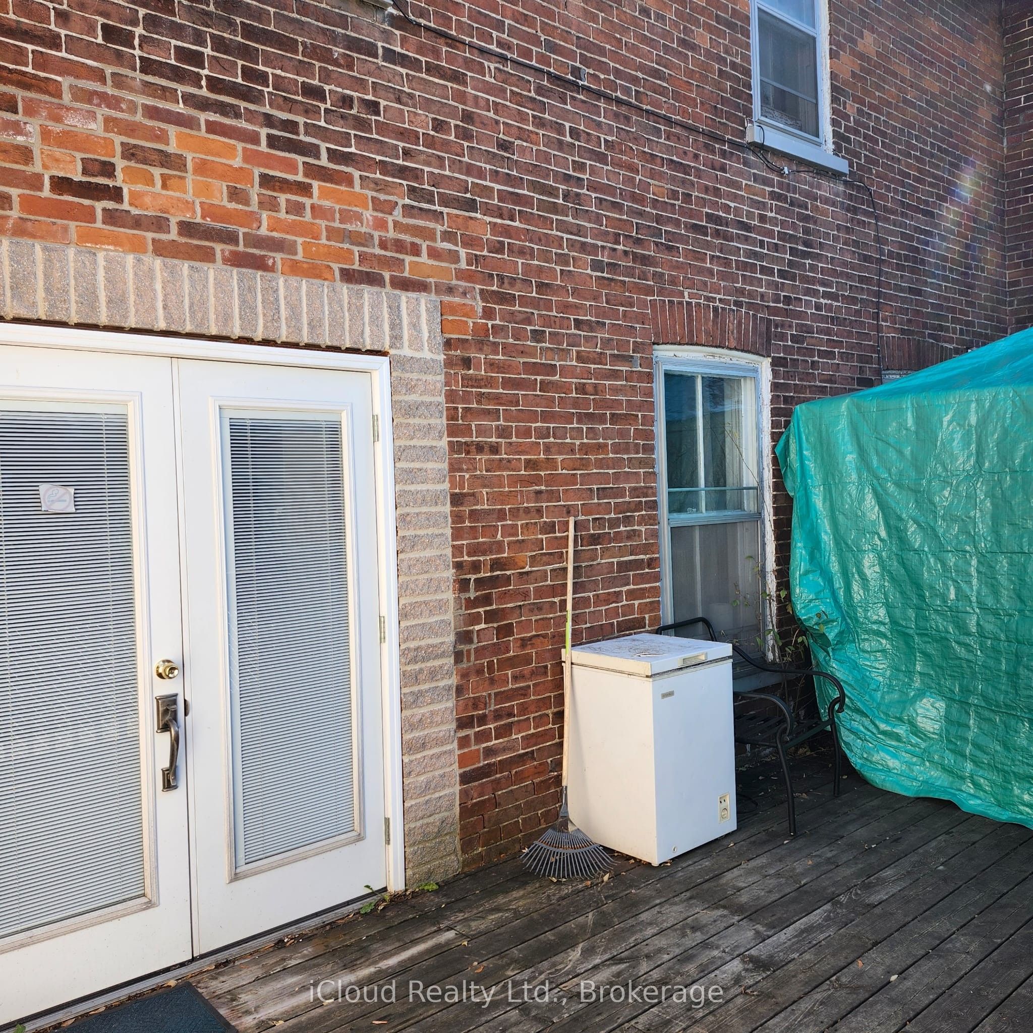 19 Bridge Street W Property Photo 4