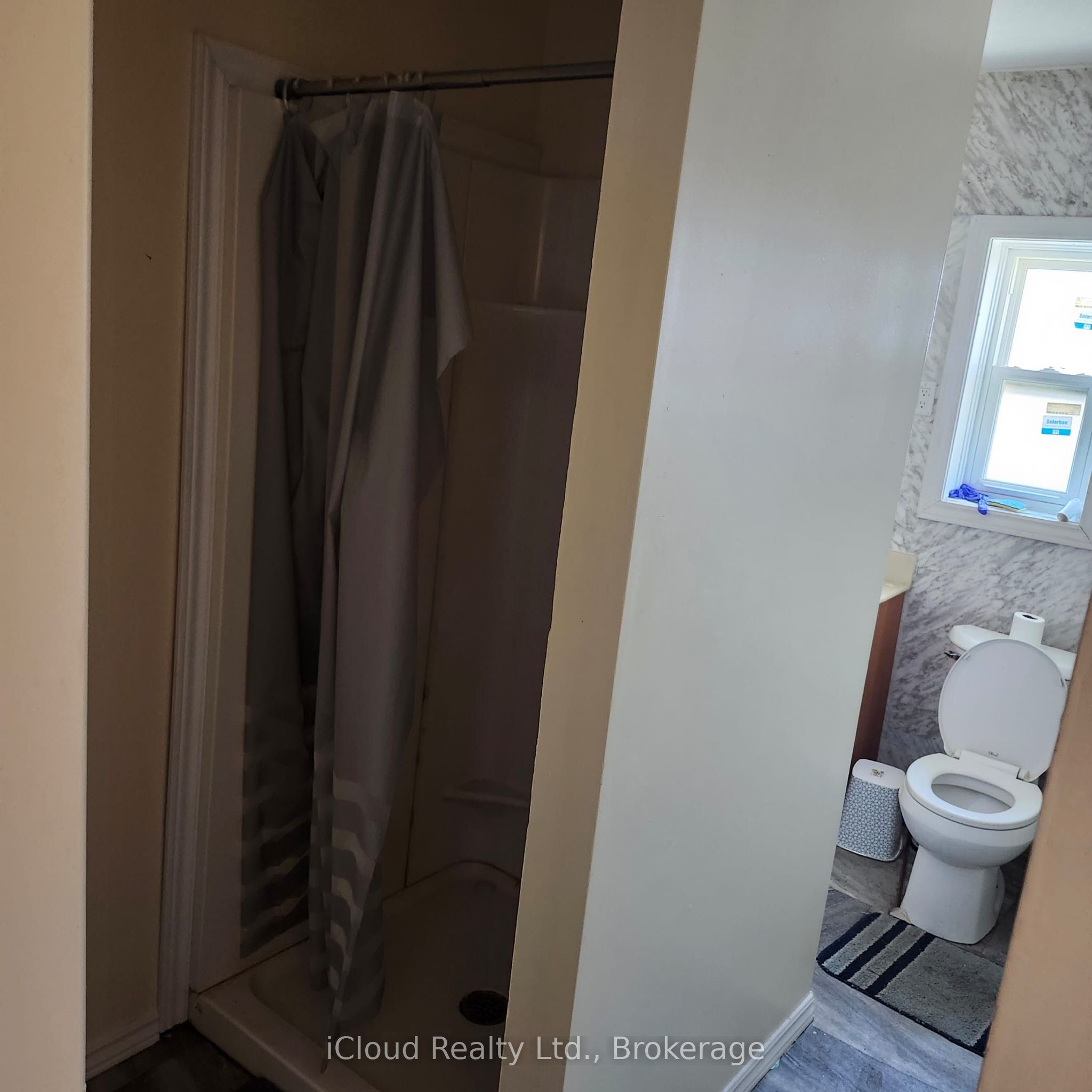 19 Bridge Street W Property Photo 5