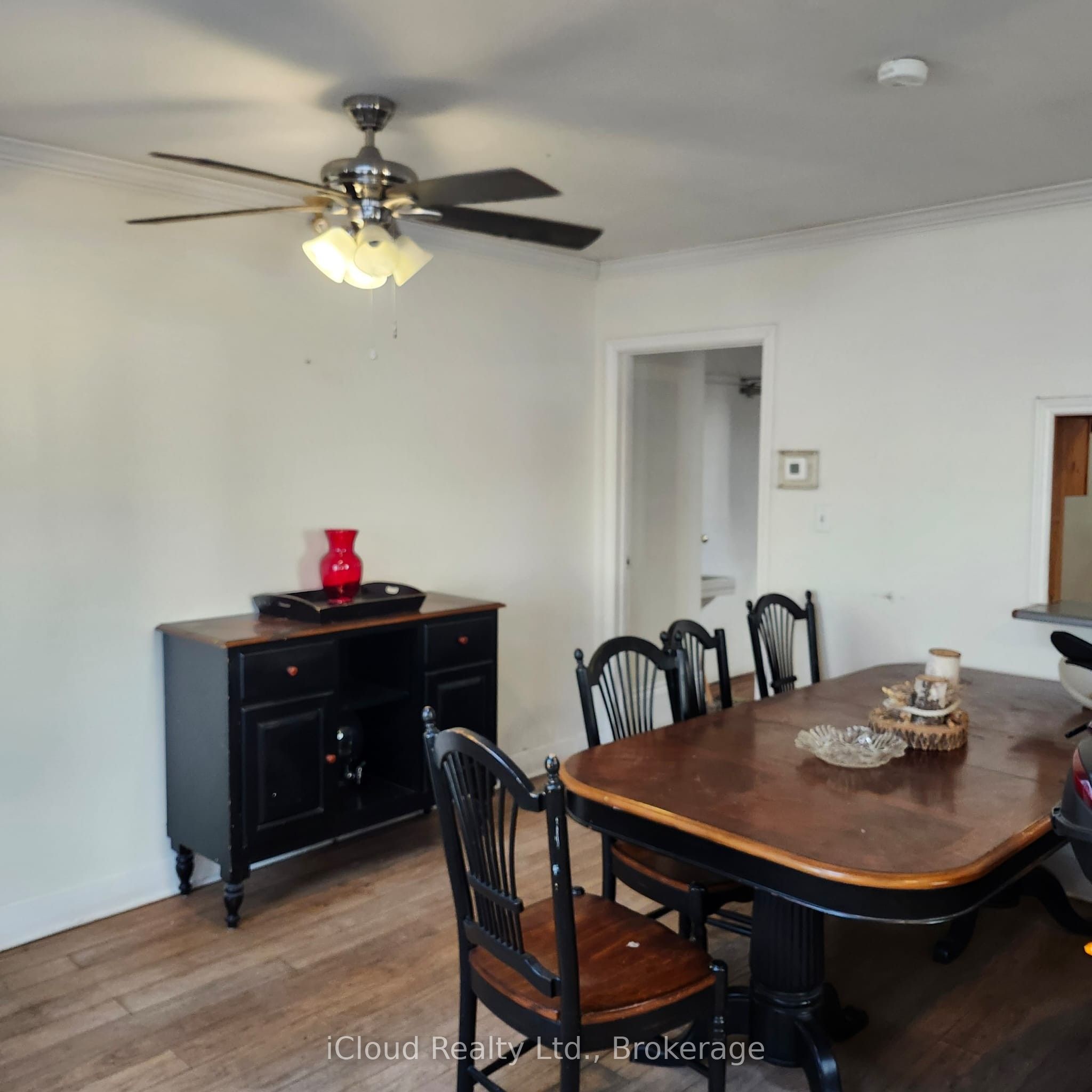 19 Bridge Street W Property Photo 13