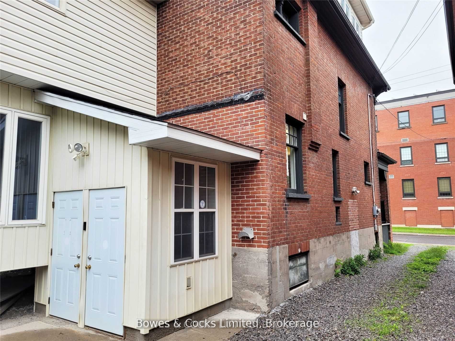 317 Reid Street Property Photo 4