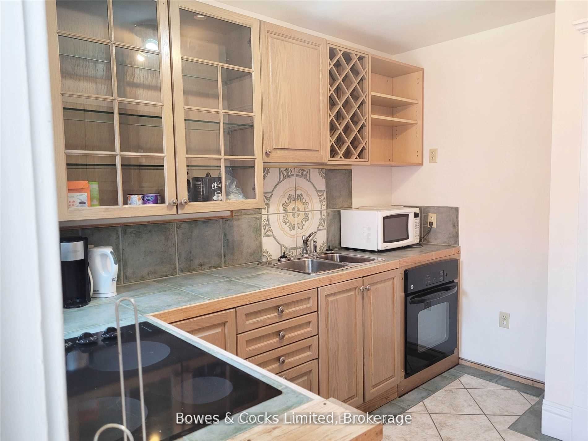 317 Reid Street Property Photo 9