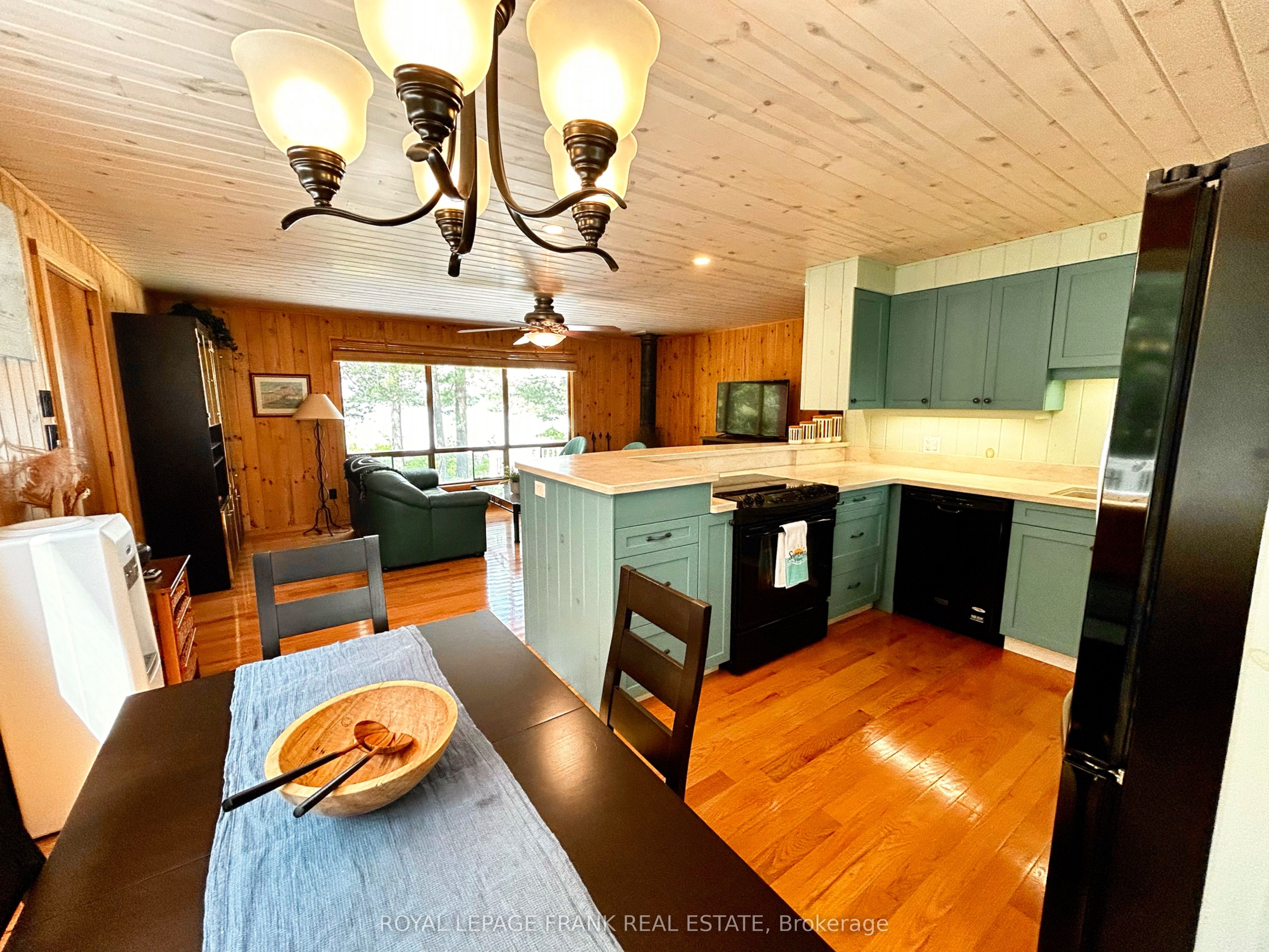 2295 Stony Lake Isl 17 Property Photo 6
