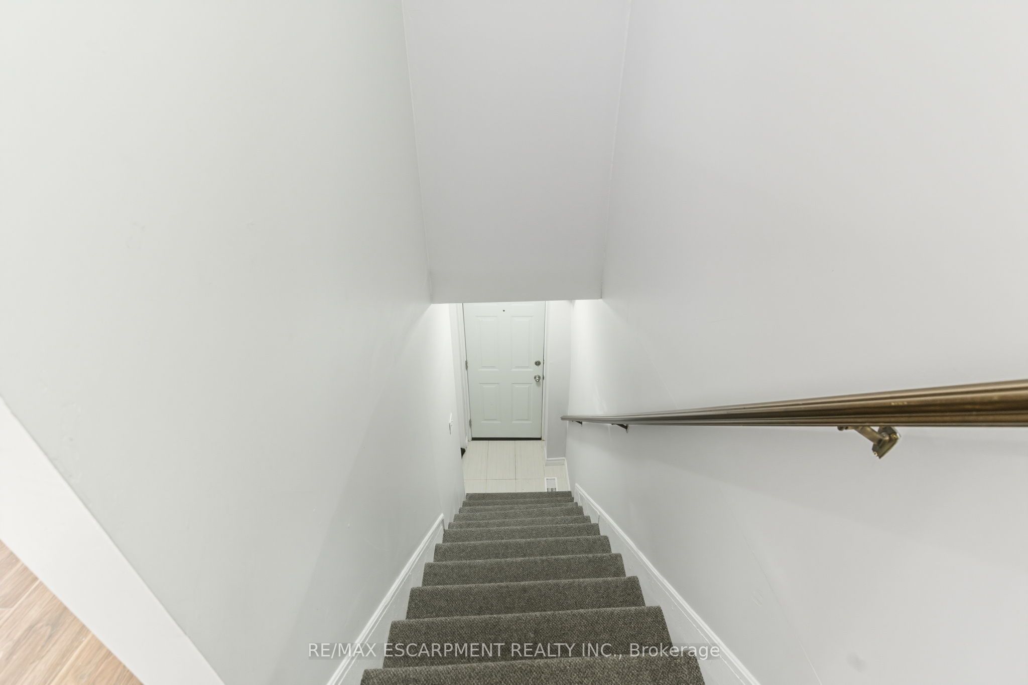 2 Windsor Street 2 Property Photo 14