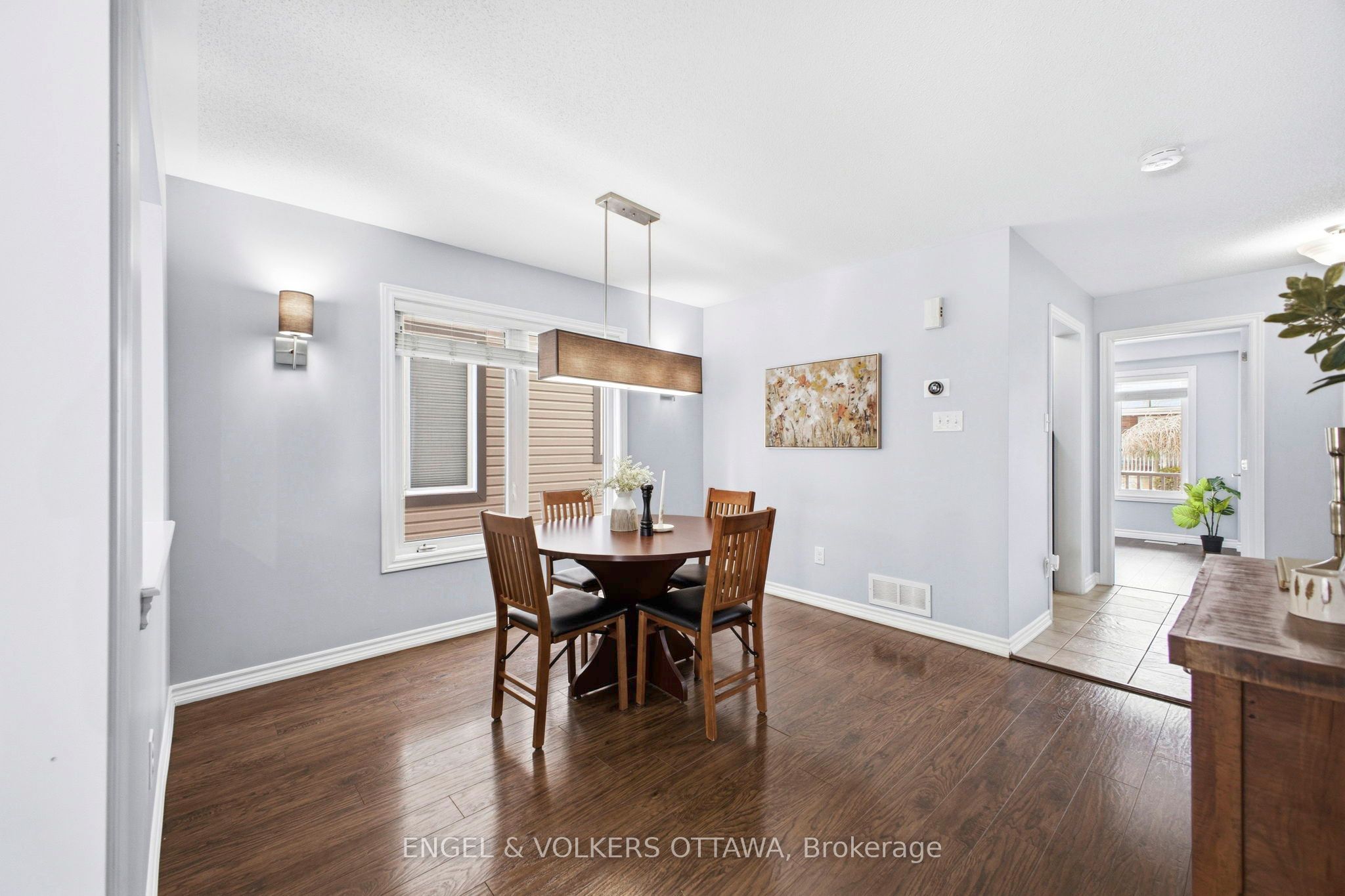 2206 Watercolours Way Property Photo 14