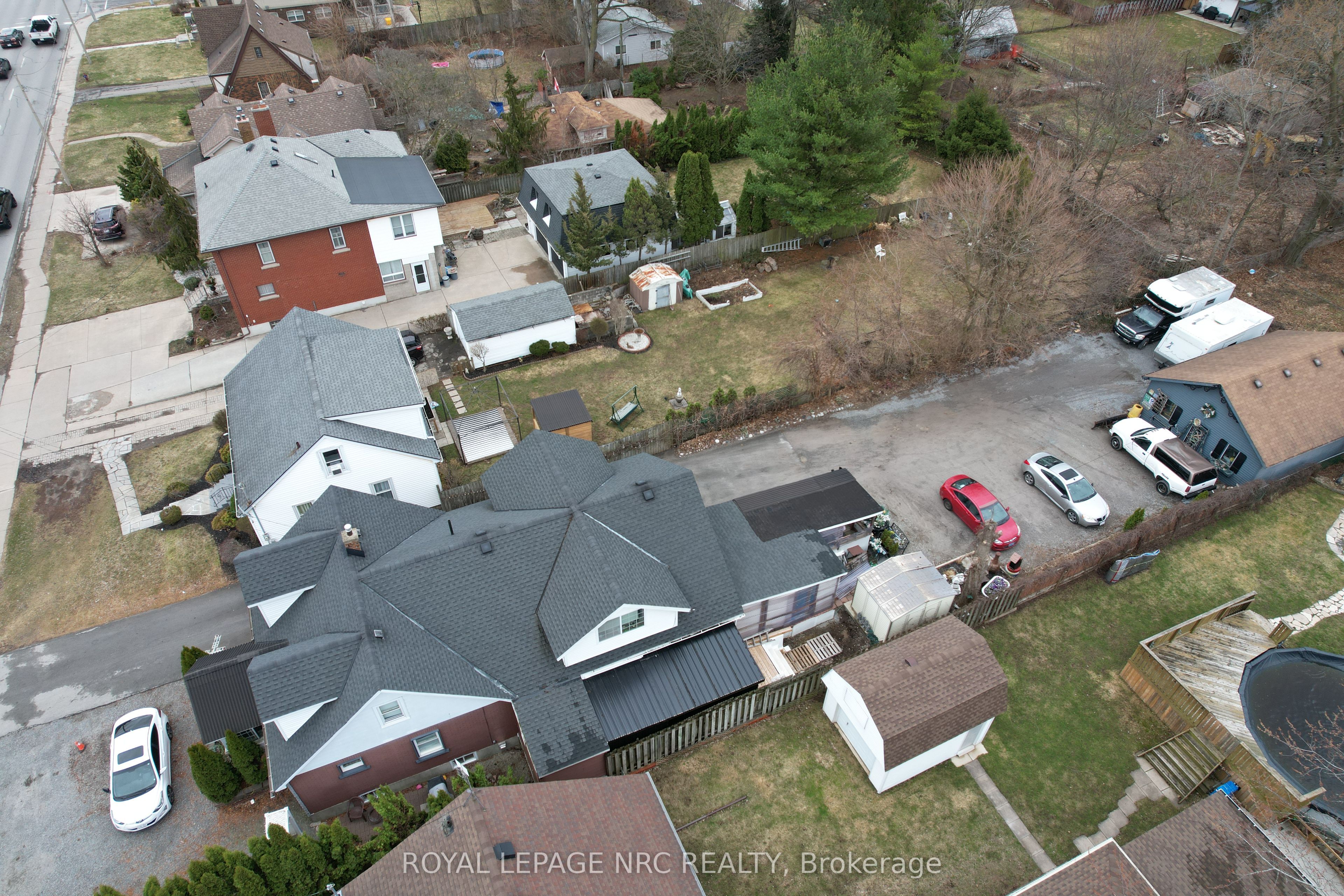 6490 Thorold Stone Road Property Photo 6