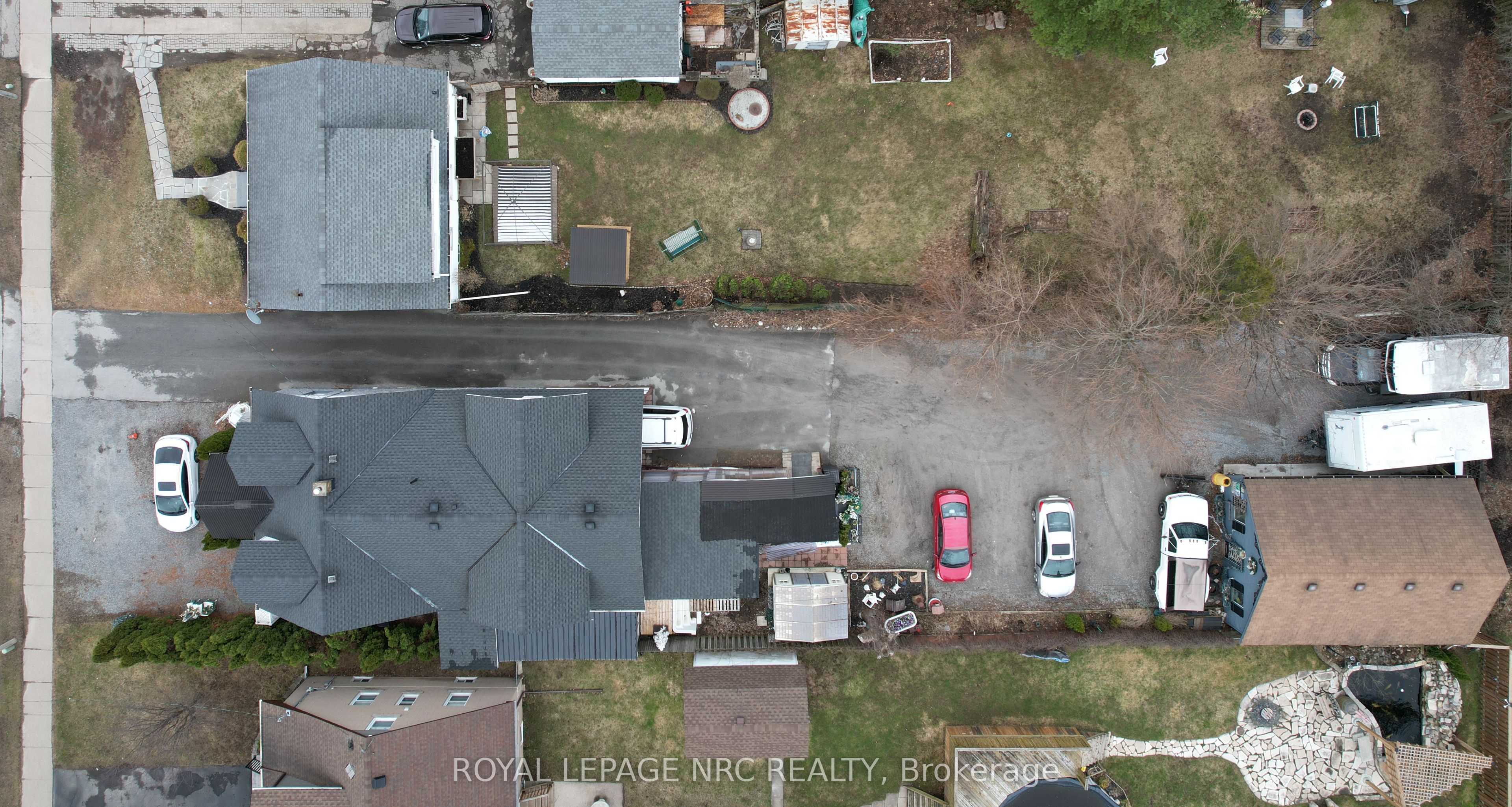 6490 Thorold Stone Road Property Photo 8