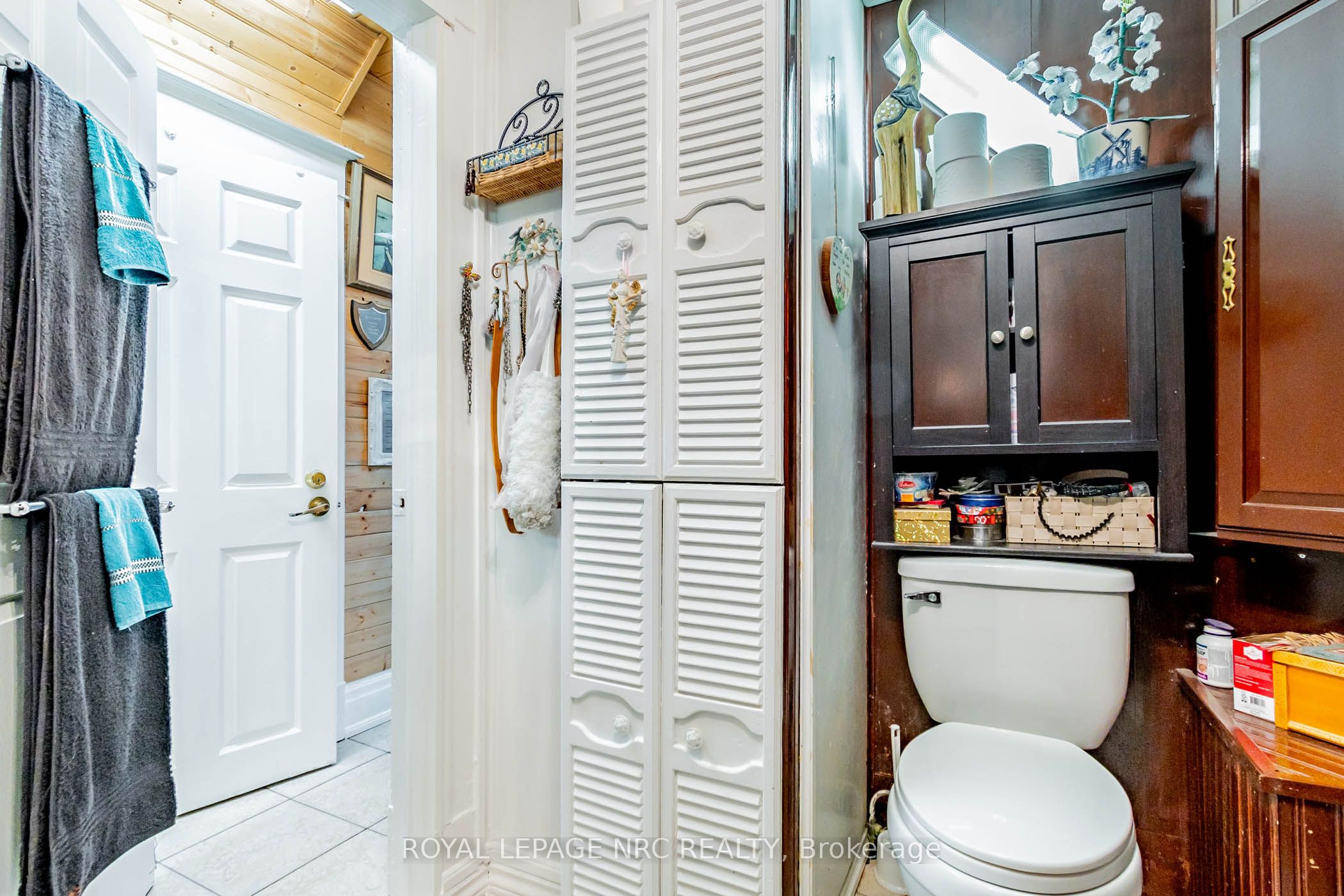 6490 Thorold Stone Road Property Photo 24