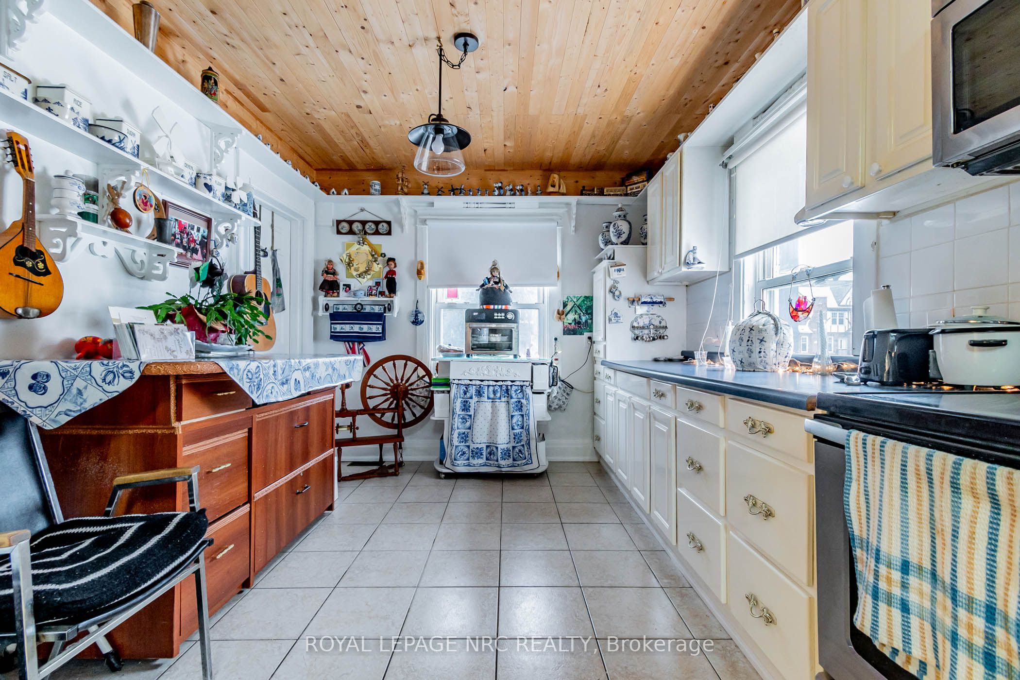 6490 Thorold Stone Road Property Photo 27