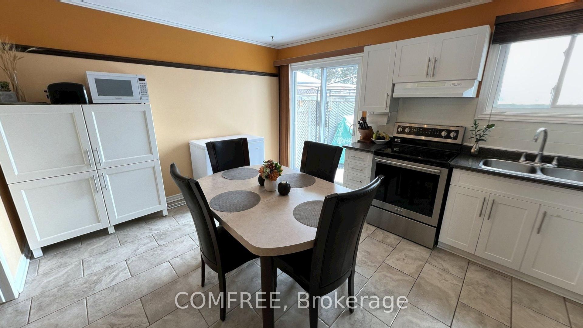 56 Fieldgate Drive Property Photo 6