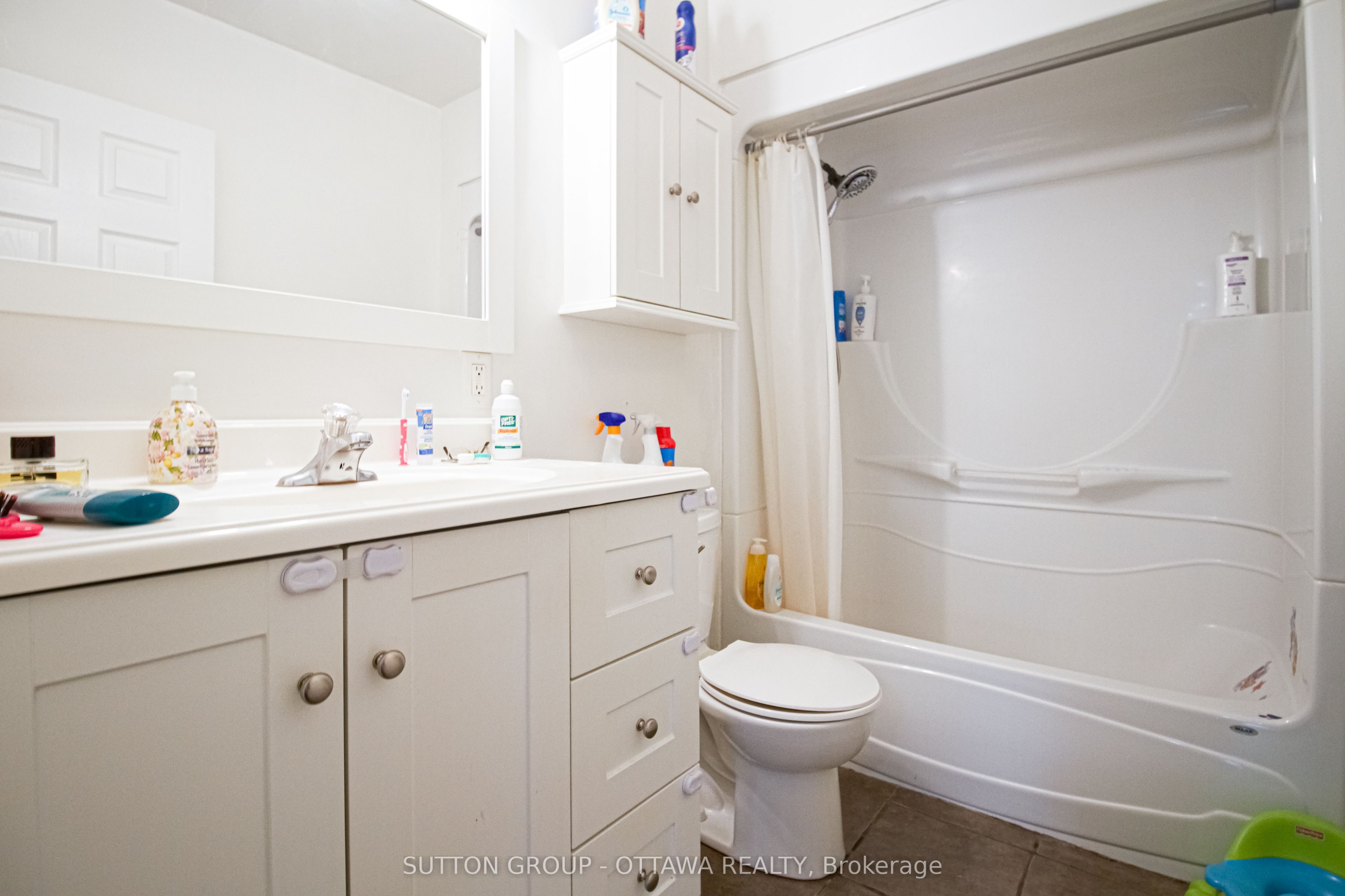 309 Cyr Avenue Property Photo 11