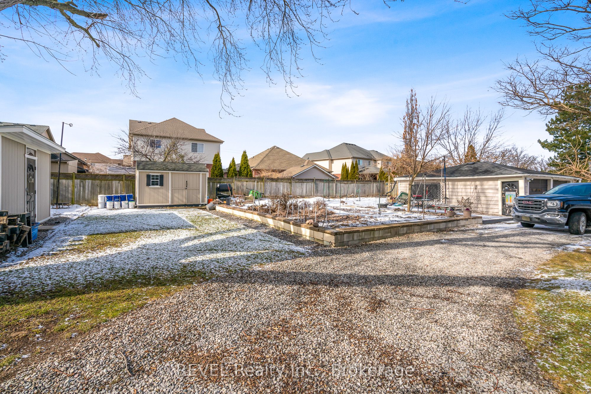 18 Valley Road Property Photo 3