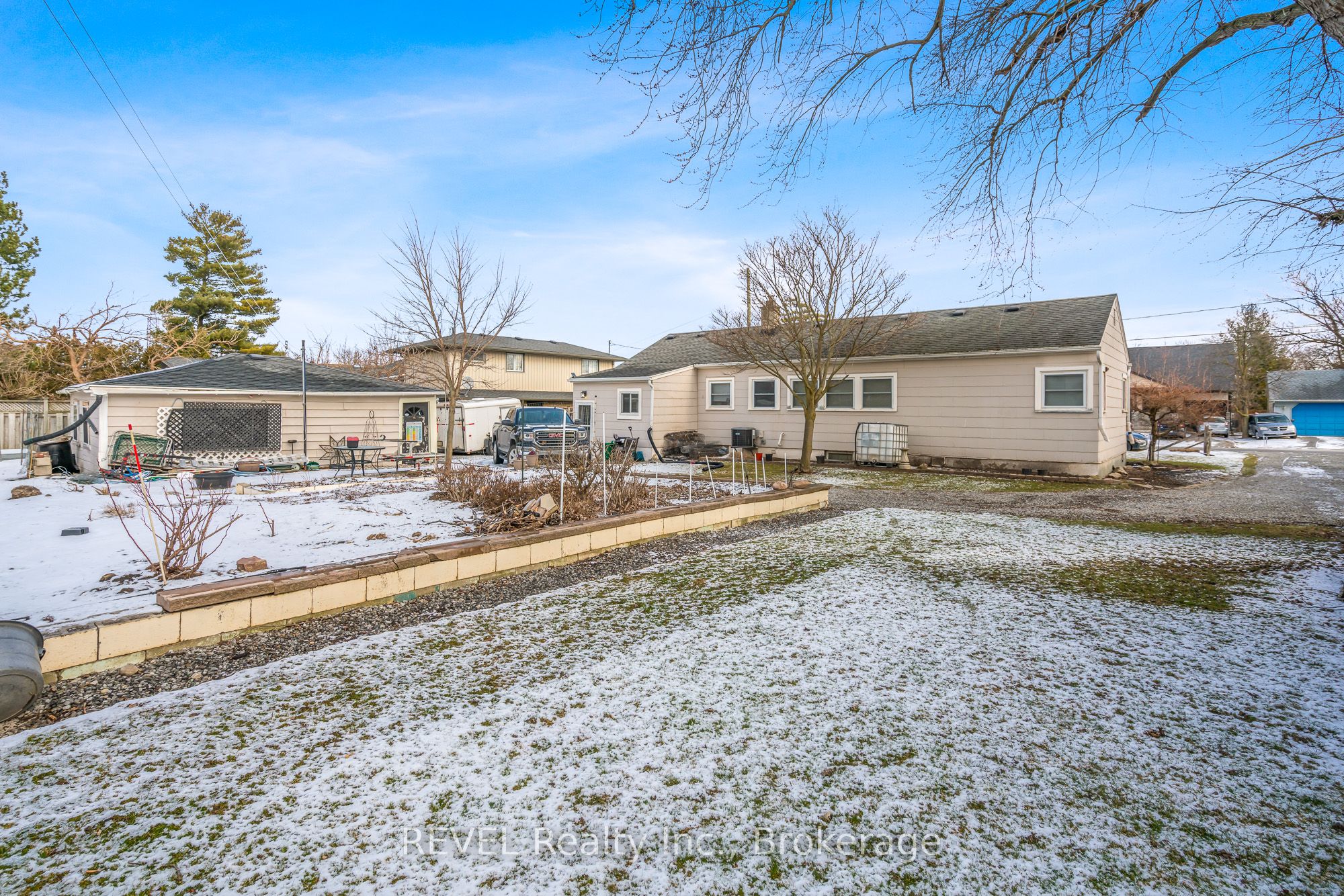 18 Valley Road Property Photo 5