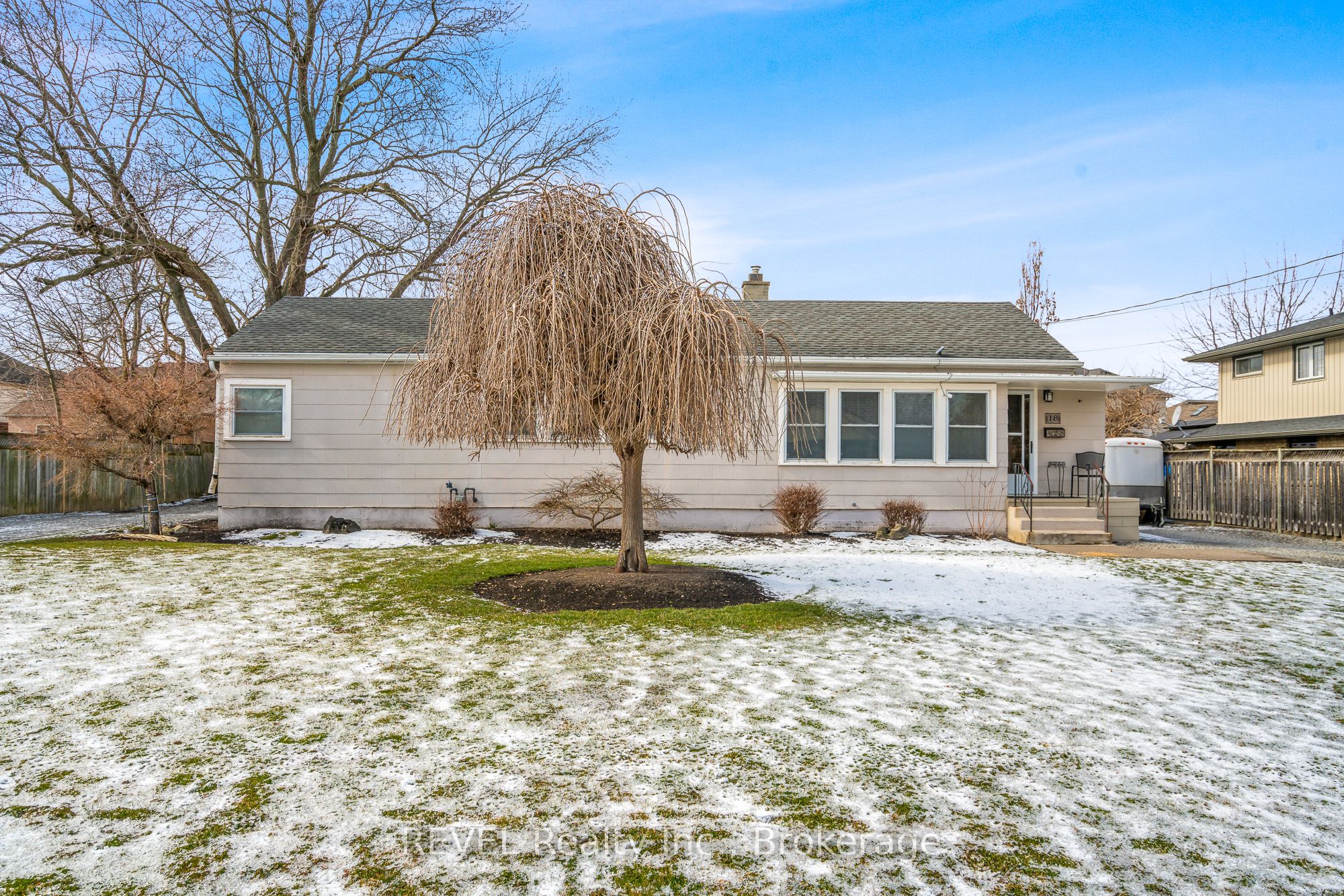 18 A Property Photo 1