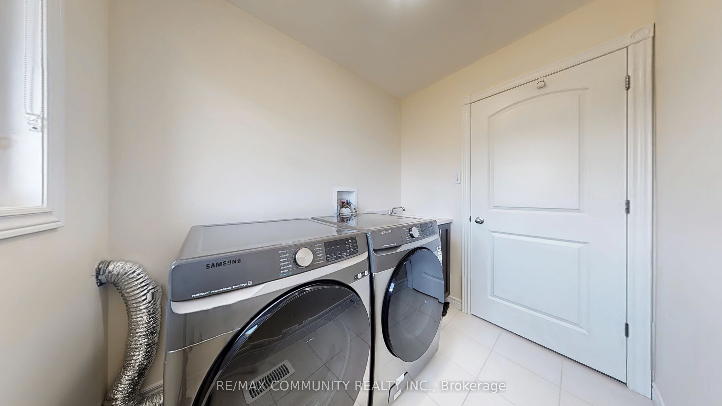 86 Keeler Court Property Photo 22