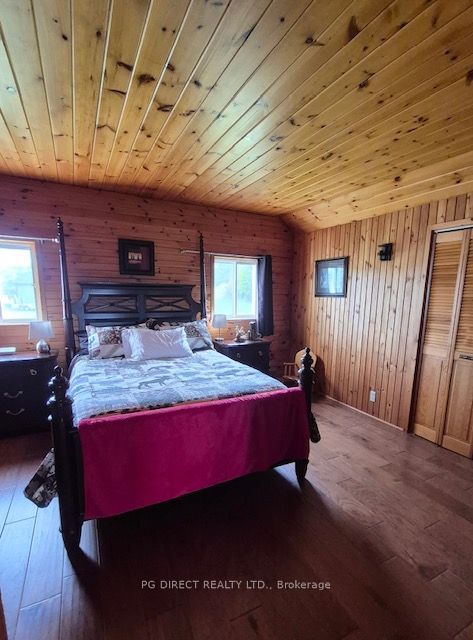 15 Ferguslea Road E Property Photo 16